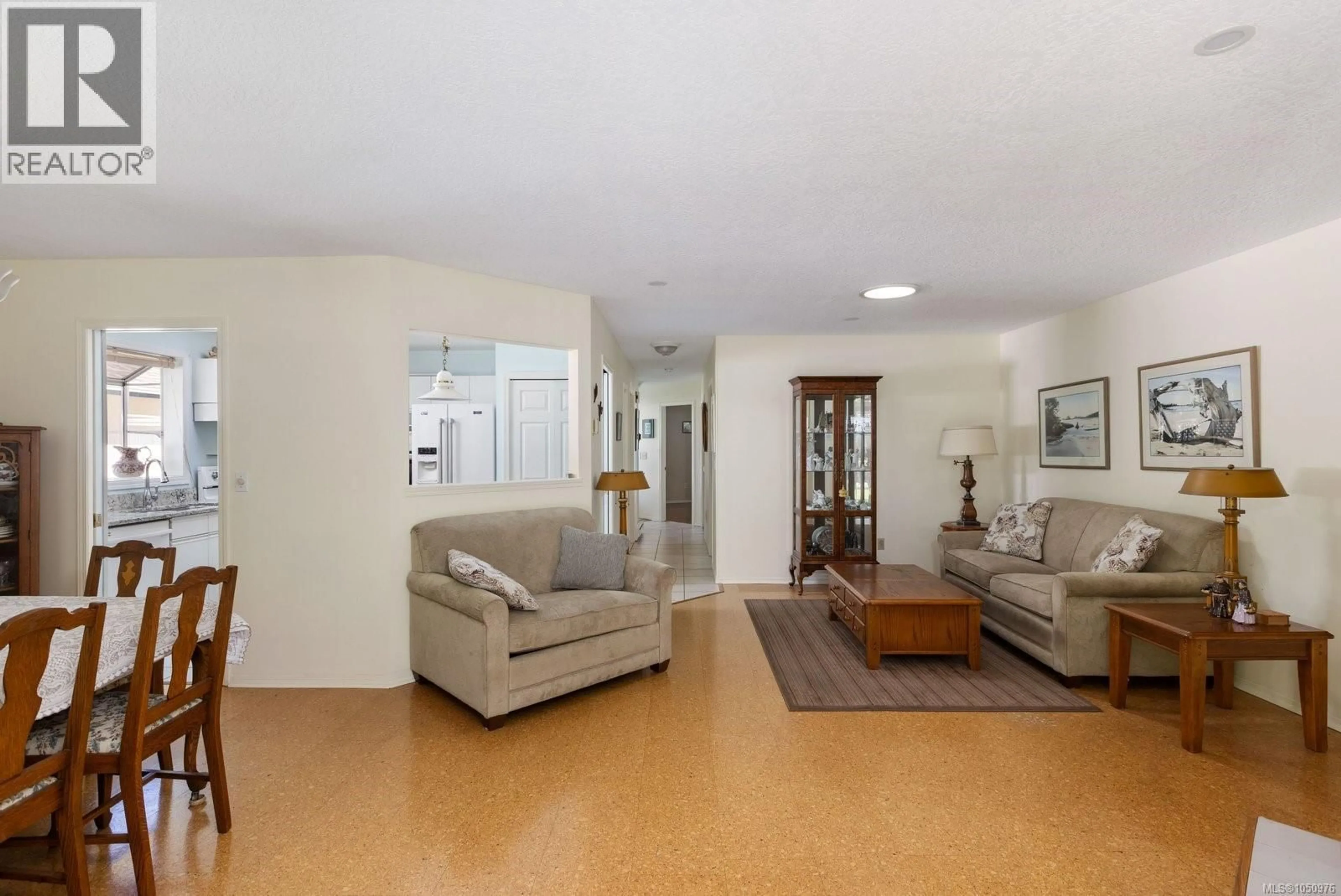 Living room with furniture, unknown for 21 - 5156 CORDOVA BAY ROAD, Saanich British Columbia V8Y2X6