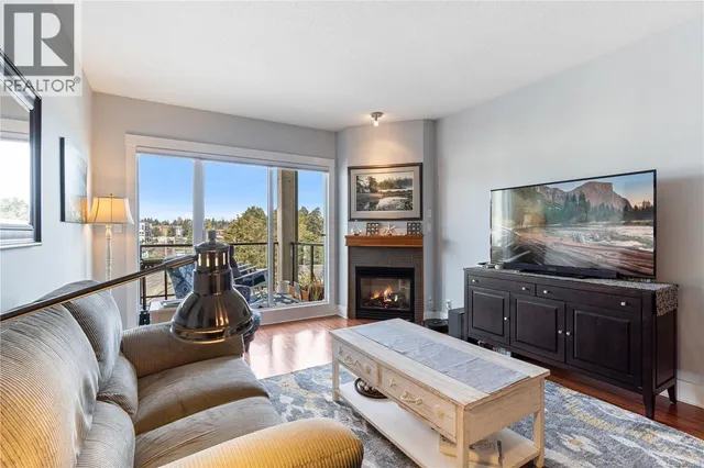 607 - 194 BEACHSIDE DRIVE, Parksville 2