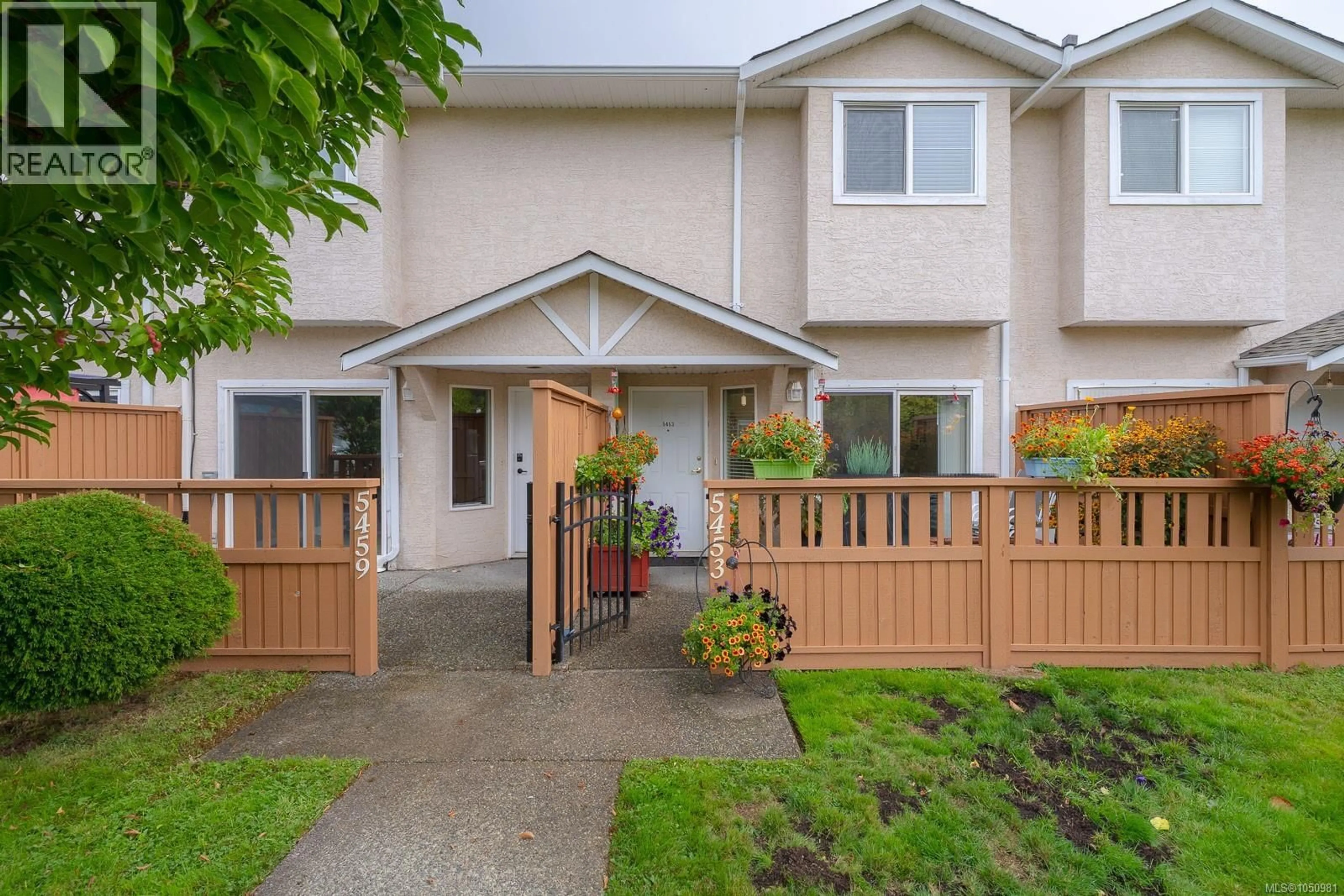 Patio, street for 5453 WOODLAND CRESCENT WEST, Port Alberni British Columbia V9Y8H1