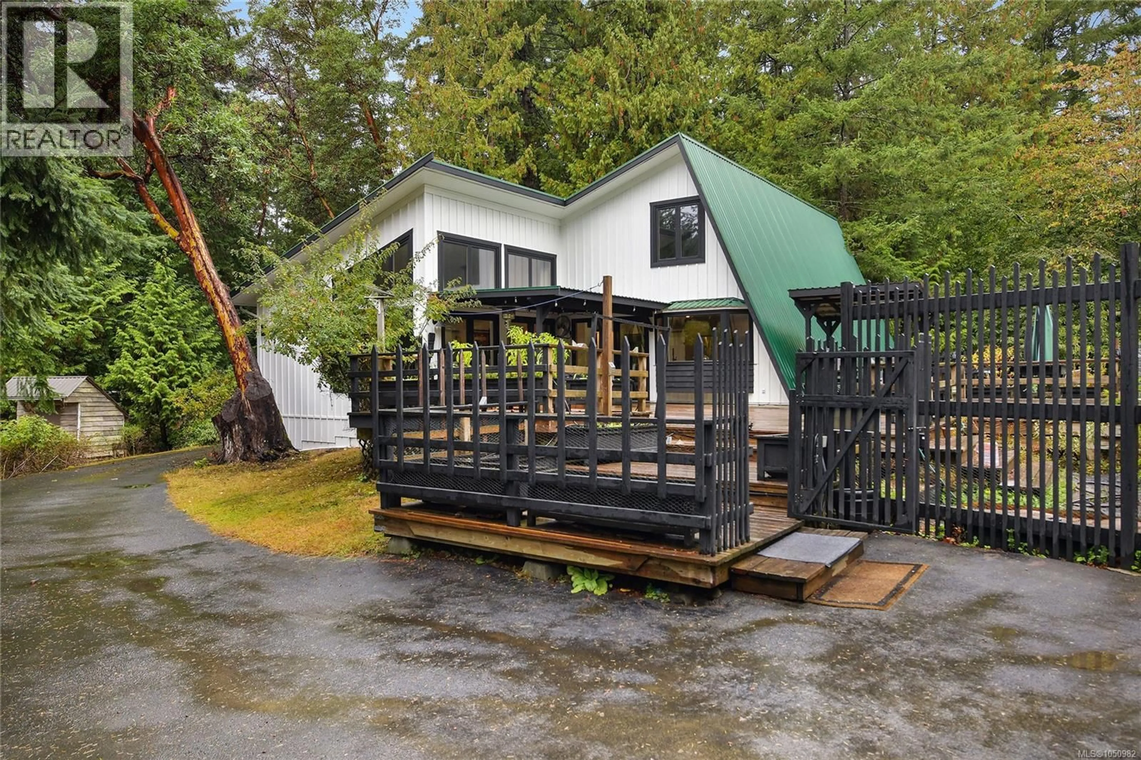 Shed for 505 BAYVIEW DRIVE, Mayne Island British Columbia V0N2J1