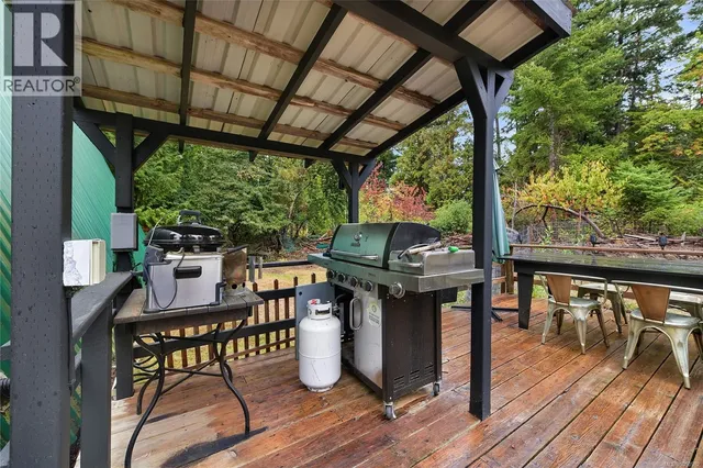 505 BAYVIEW DRIVE, Mayne Island 5
