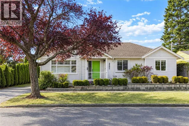 2508 SHAKESPEARE STREET, Victoria 4