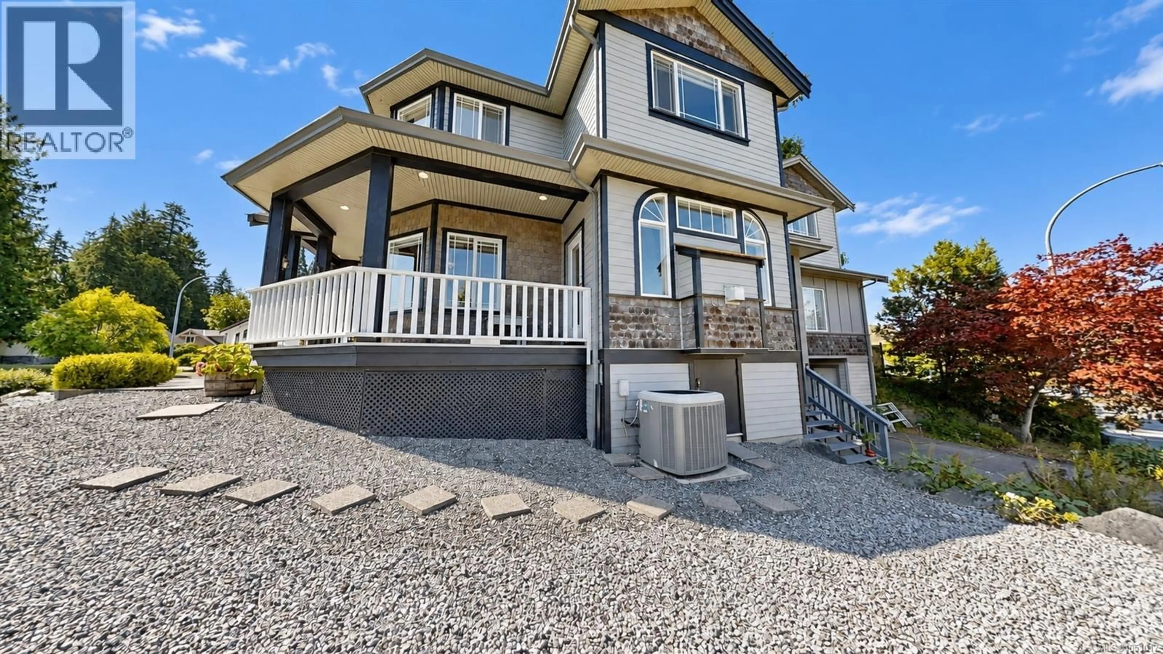 Home with vinyl exterior material, unknown for 3111 MANOR DRIVE, Duncan British Columbia V9L0A2