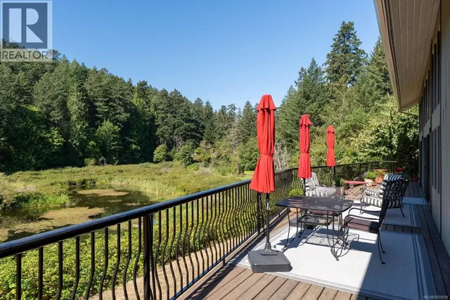 5320 OLD WEST SAANICH ROAD, Saanich 3