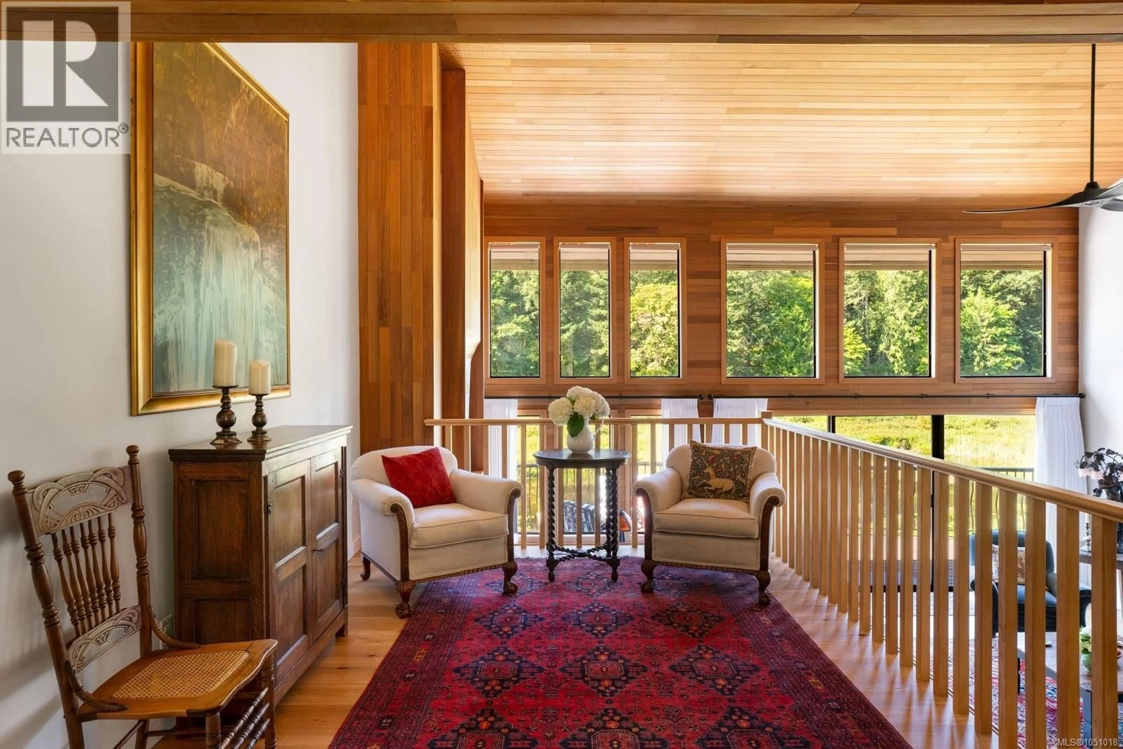 Indoor foyer for 5320 OLD WEST SAANICH ROAD, Saanich British Columbia V9E2A9