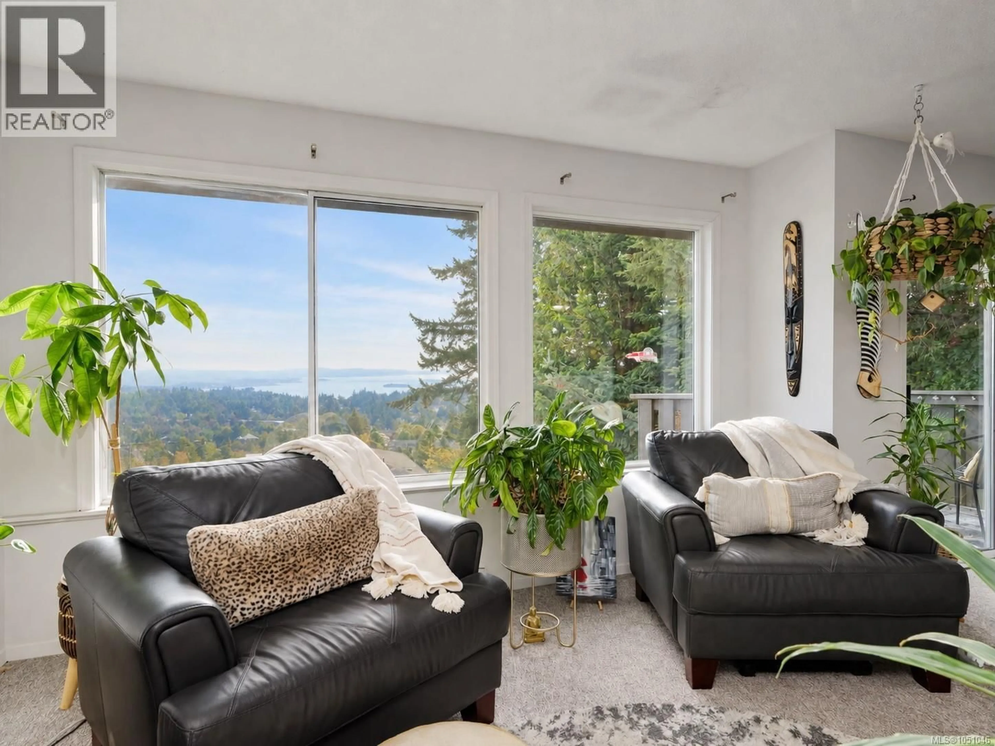 Living room with furniture, unknown for B - 3370 FULTON ROAD, Colwood British Columbia V9C3P9