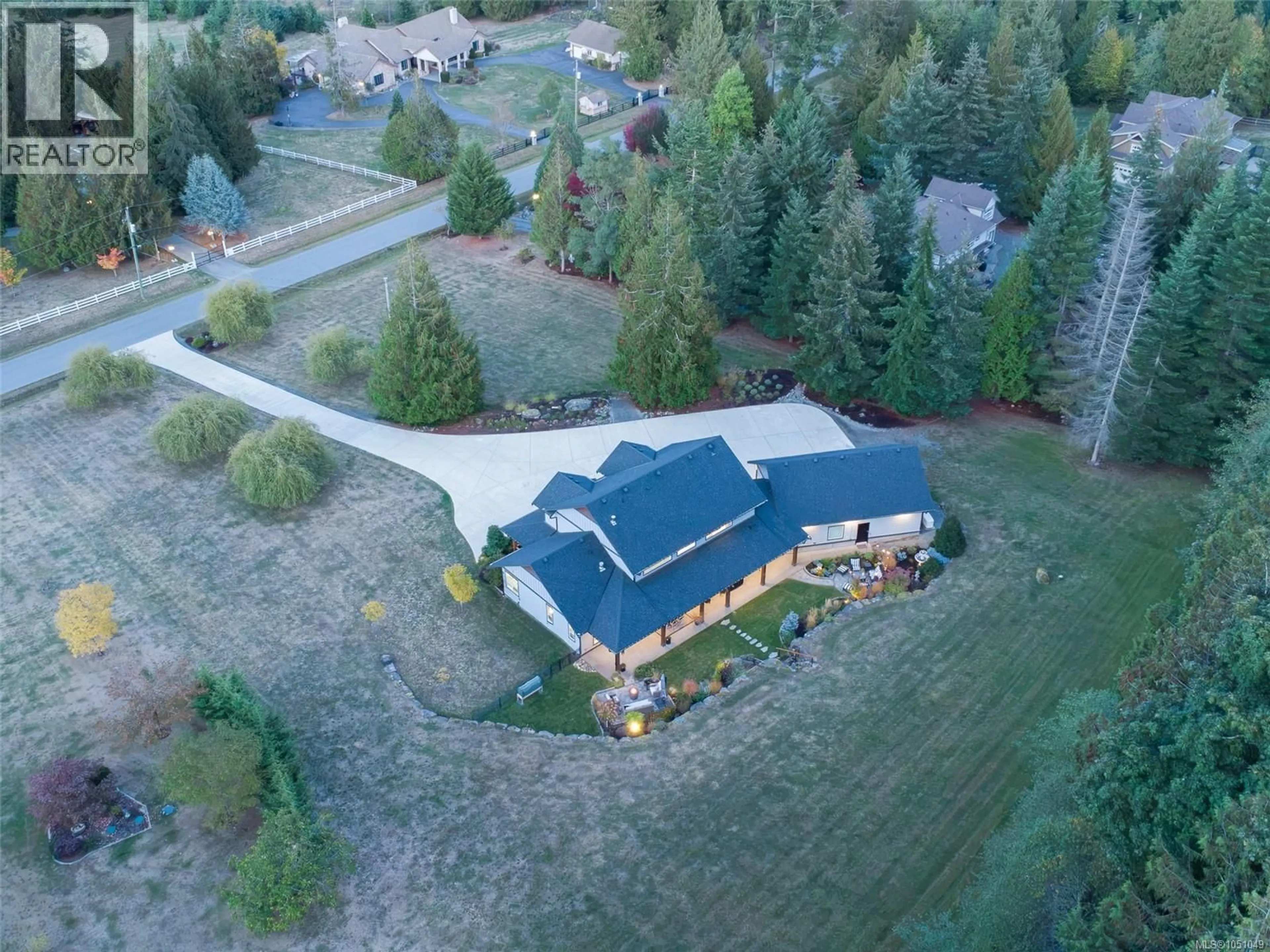 A pic from outside/outdoor area/front of a property/back of a property/a pic from drone, mountain view for 2885 SHADY MILE WAY, Nanaimo British Columbia V9R7A9