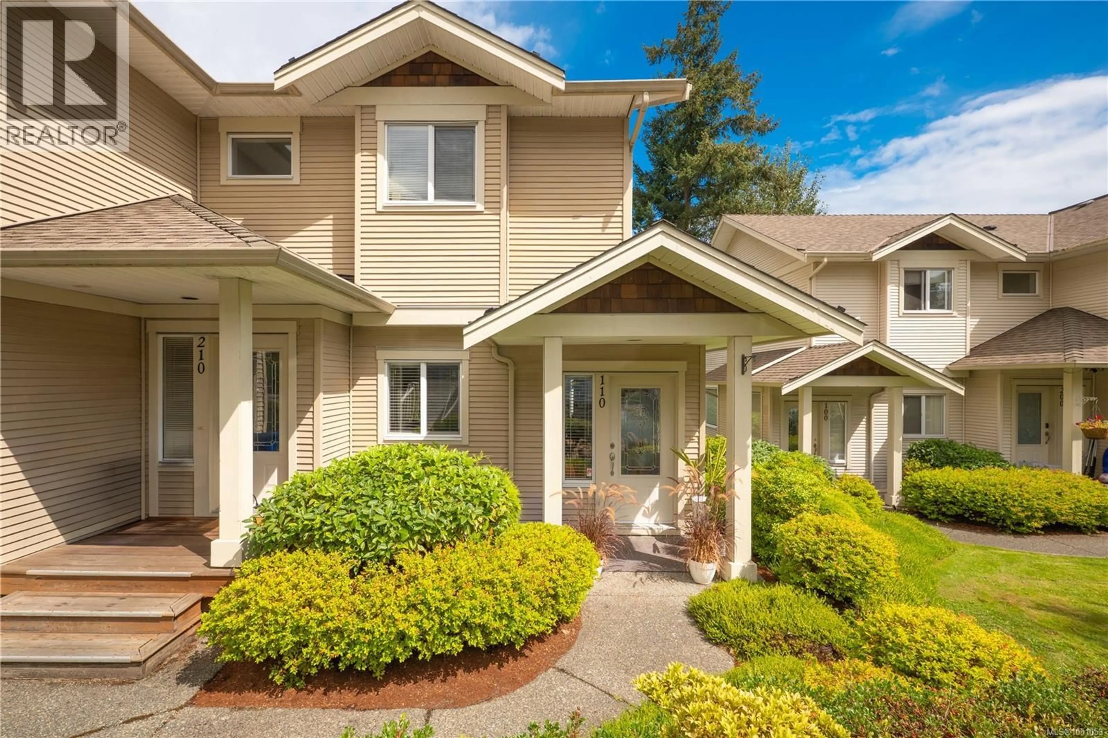 Home with vinyl exterior material, street for 110 - 830 VARSITY WAY, Nanaimo British Columbia V9R0A4