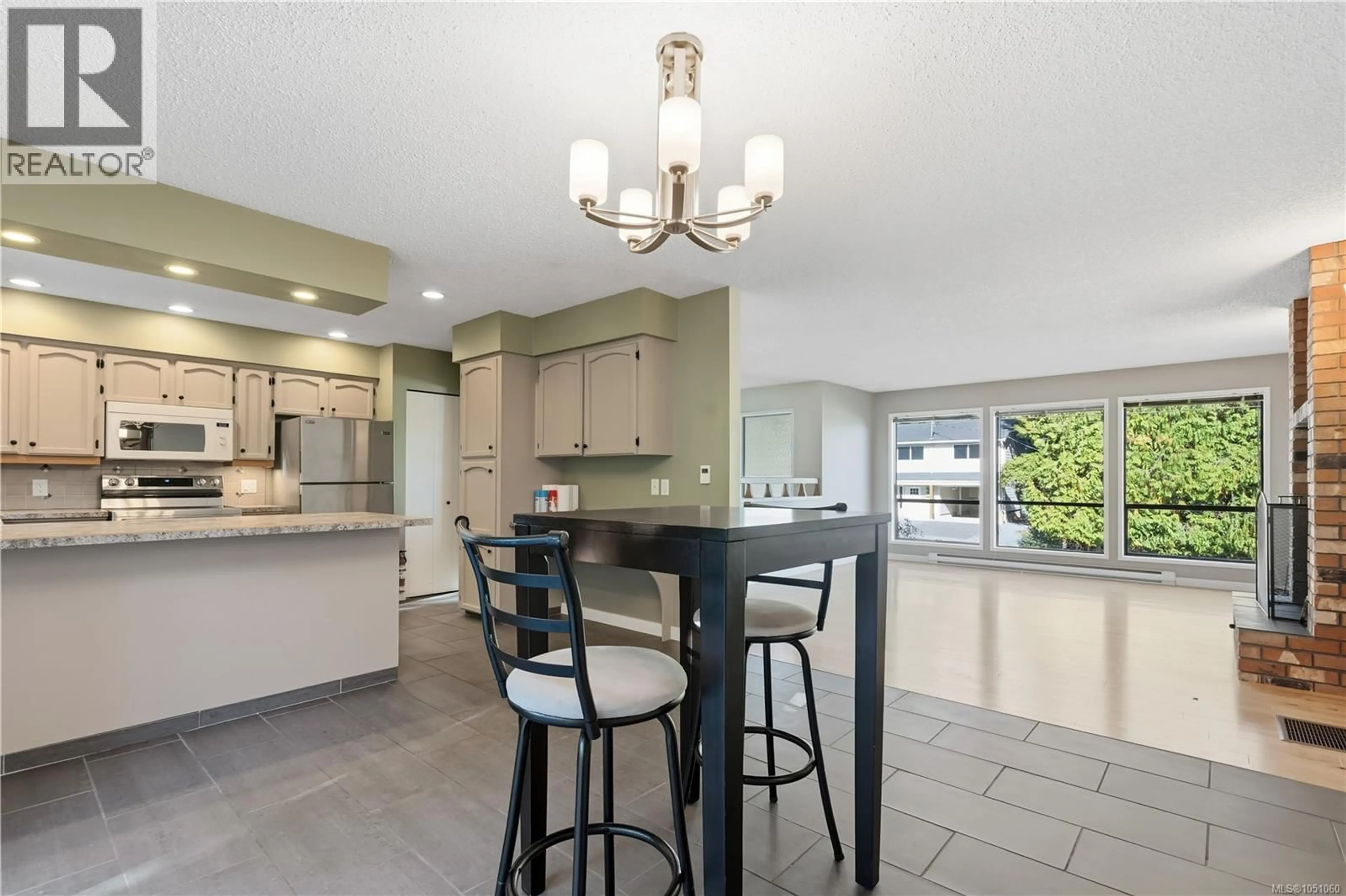 Open concept kitchen, ceramic/tile floor for 1258 RUPERT ROAD, Ucluelet British Columbia V0R3A0