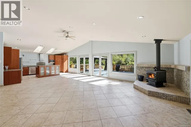 3060 THORPE ROAD, Qualicum Beach 3