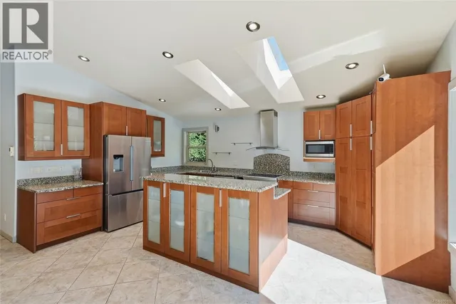 3060 THORPE ROAD, Qualicum Beach 4