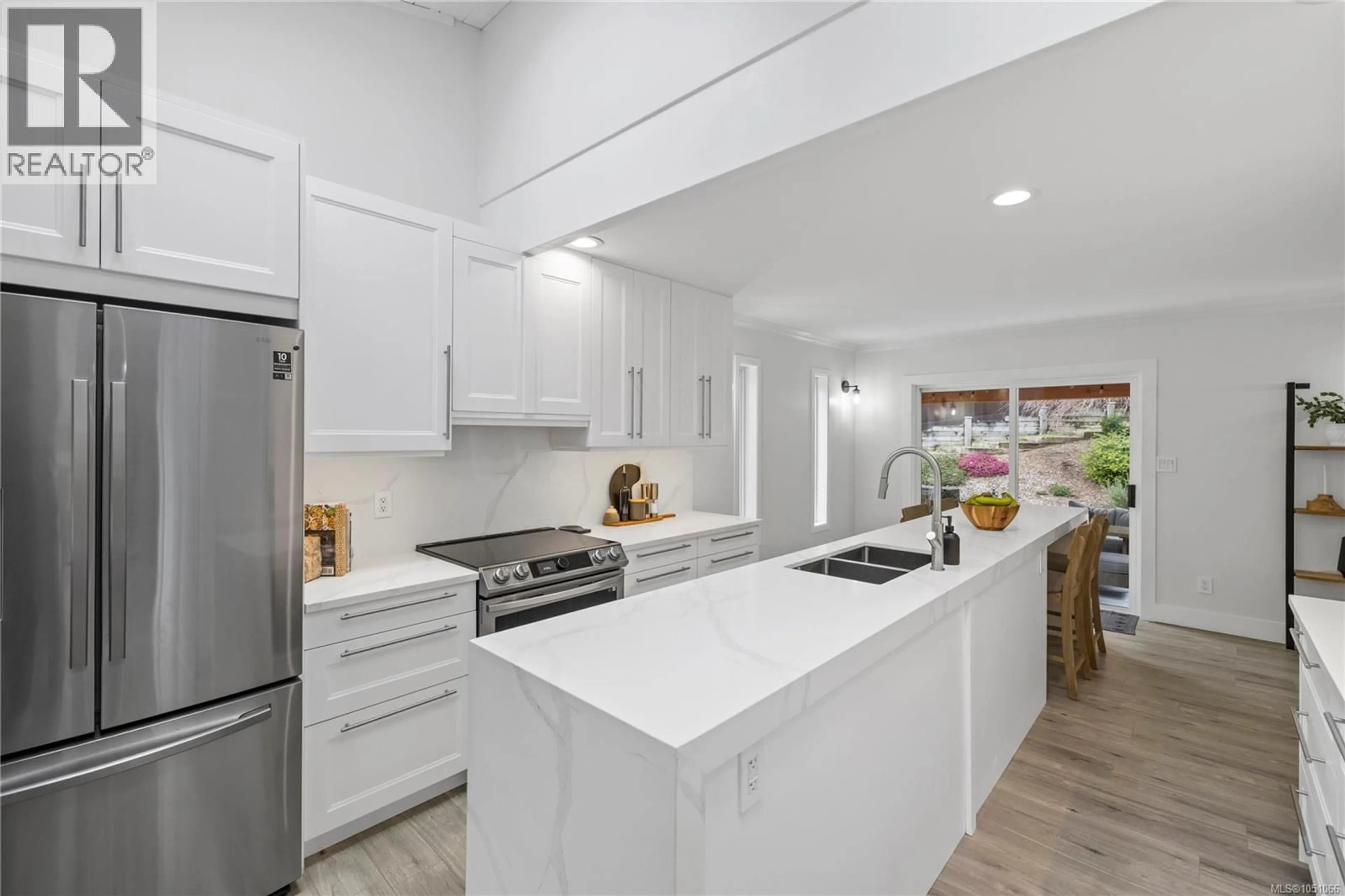 Open concept kitchen, unknown for 2191 FLORENCE DRIVE, Nanoose Bay British Columbia V9P9E9