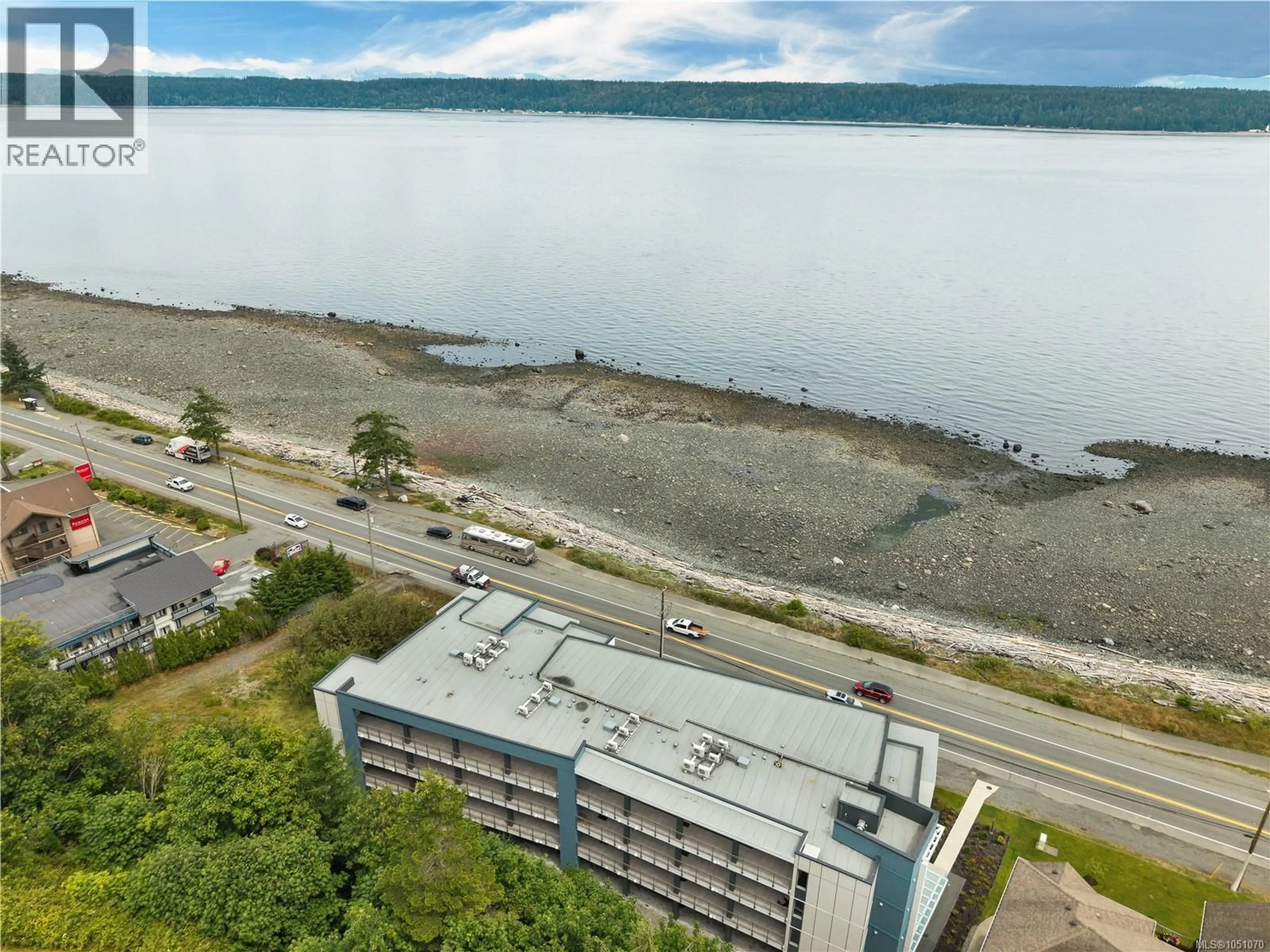 A pic from outside/outdoor area/front of a property/back of a property/a pic from drone, water/lake/river/ocean view for 404 - 536 ISLAND HIGHWAY SOUTH, Campbell River British Columbia V9W1A5