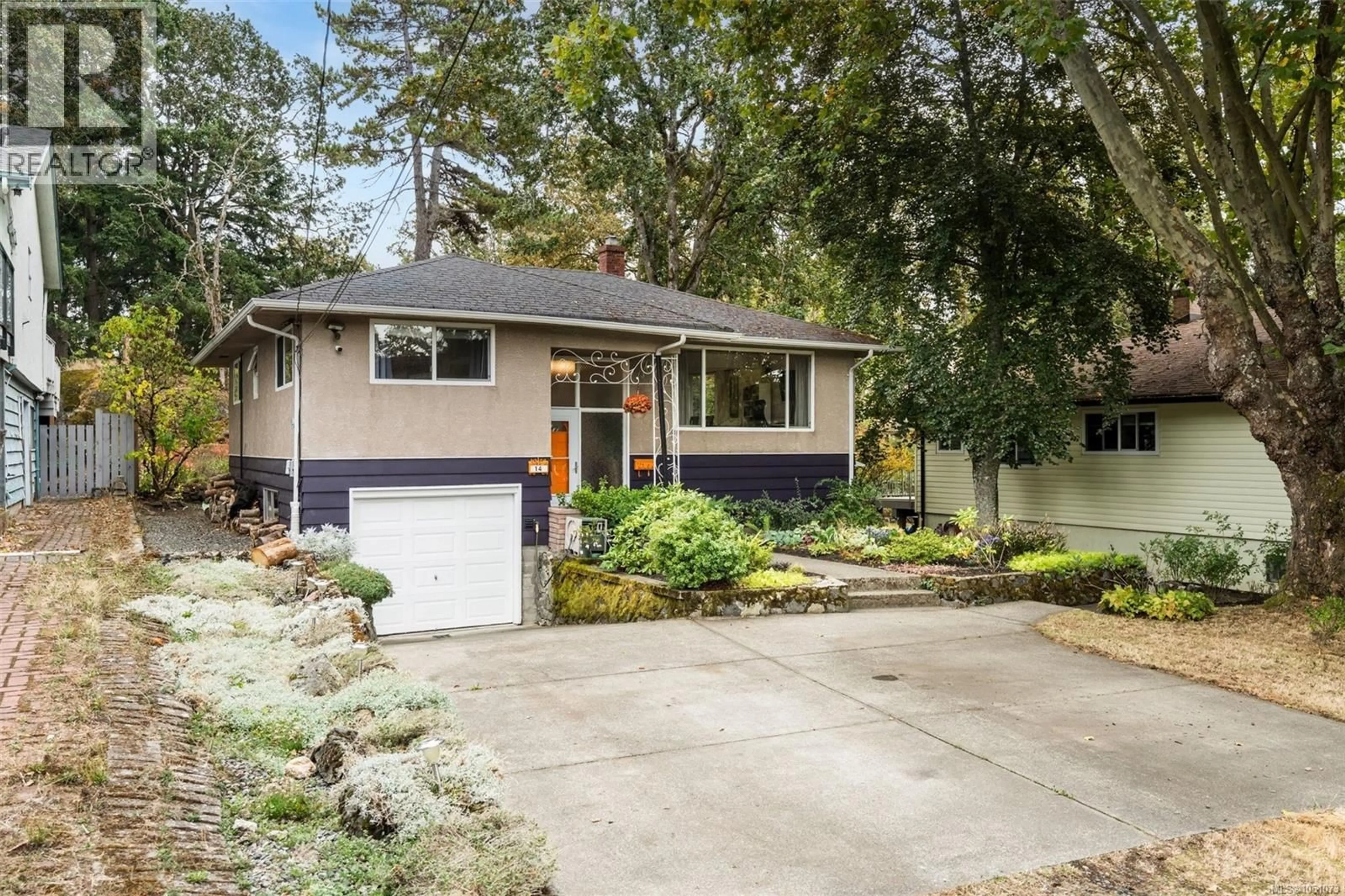 Home with vinyl exterior material, street for 14 EATON AVENUE, View Royal British Columbia V8Z5E1