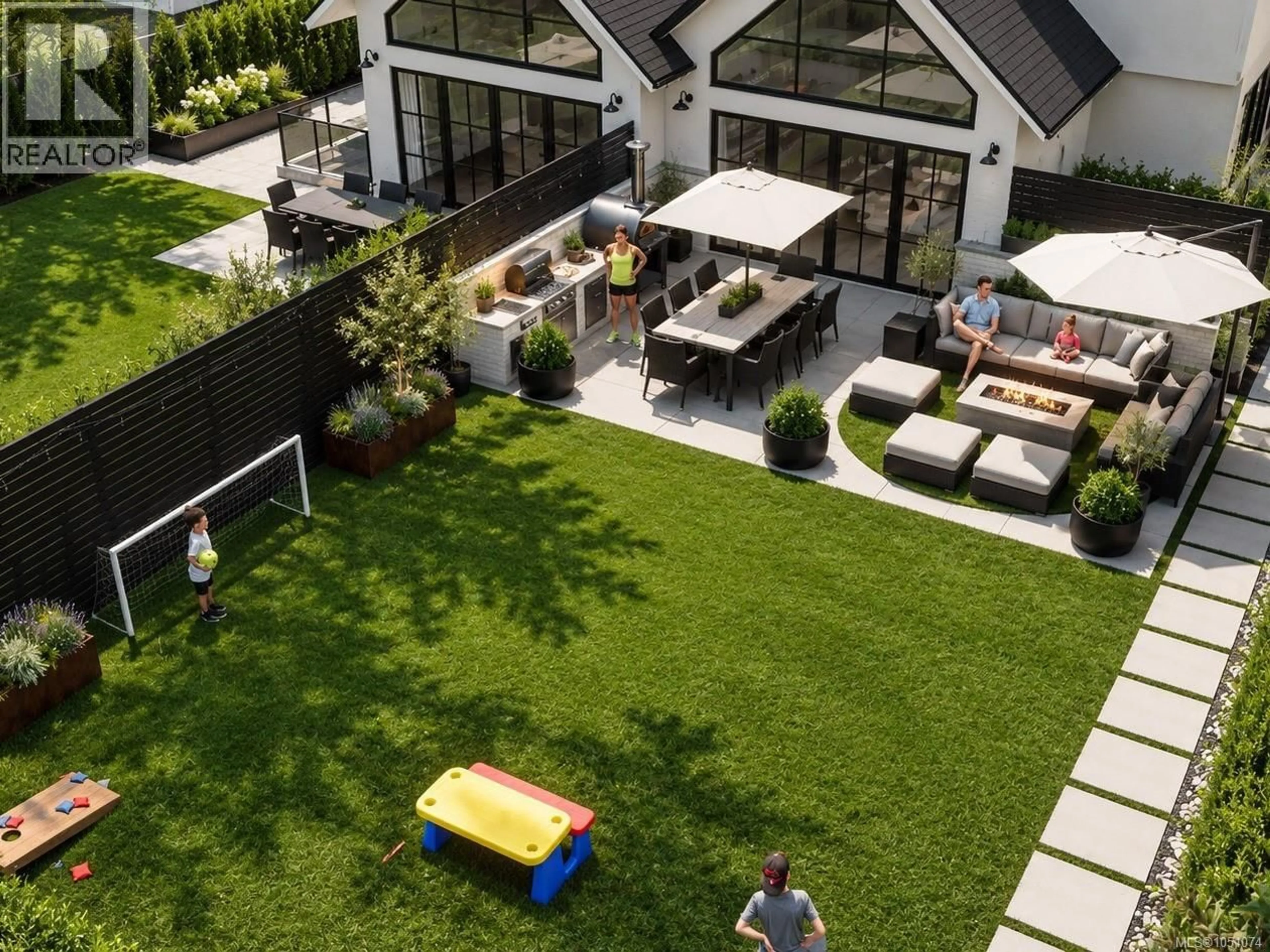 A pic from outside/outdoor area/front of a property/back of a property/a pic from drone, street for 2586 DALHOUSIE STREET, Oak Bay British Columbia V8R2H9