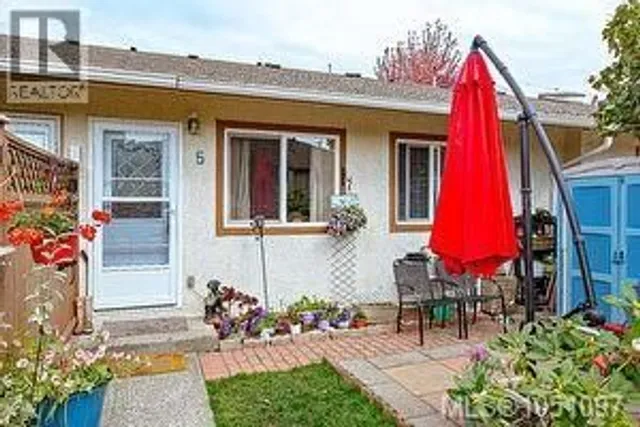 5 - 974 DUNFORD AVENUE, Langford 2