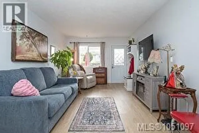 5 - 974 DUNFORD AVENUE, Langford 3