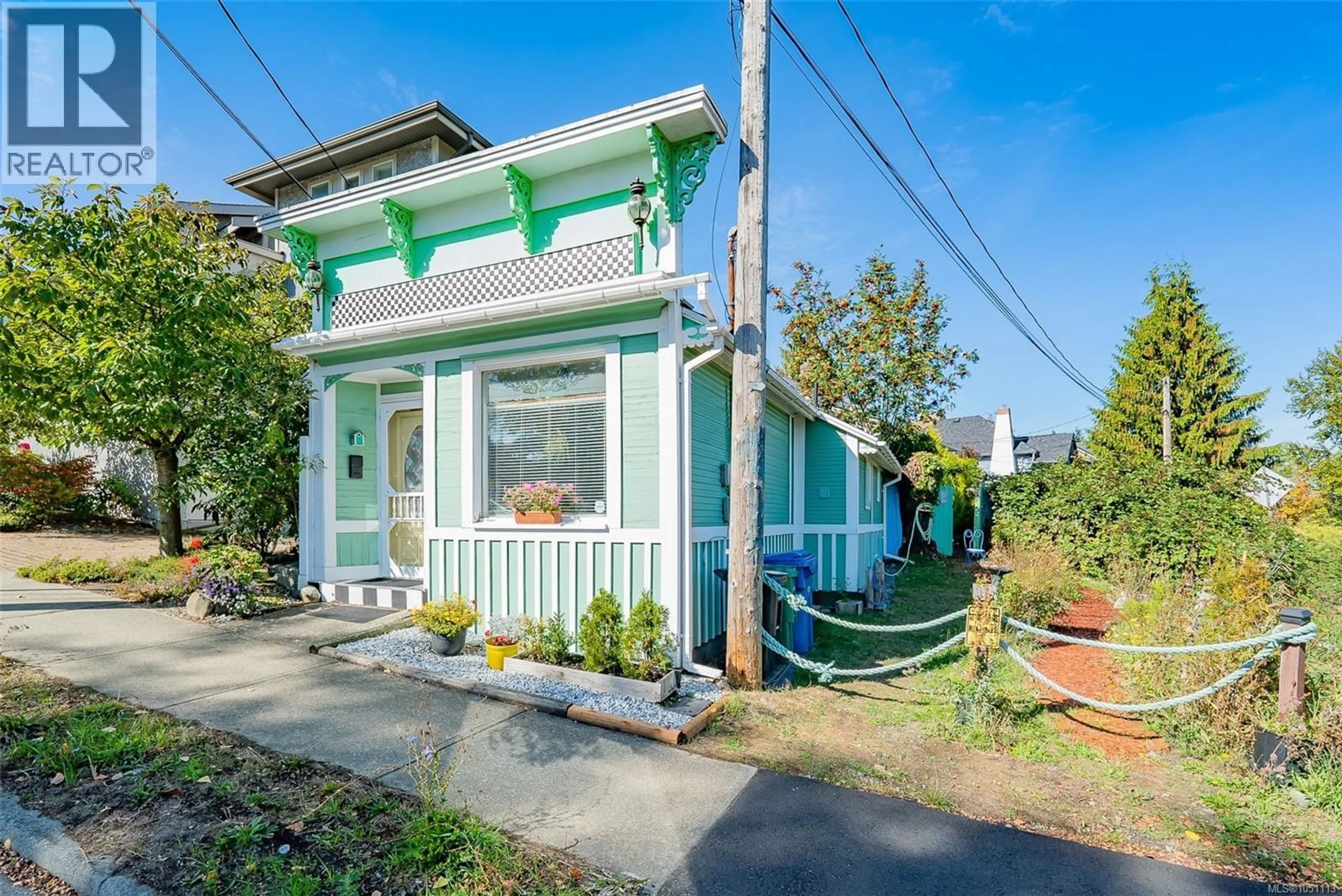 Patio, street for 660 ALBERT STREET, Nanaimo British Columbia V9R2W4