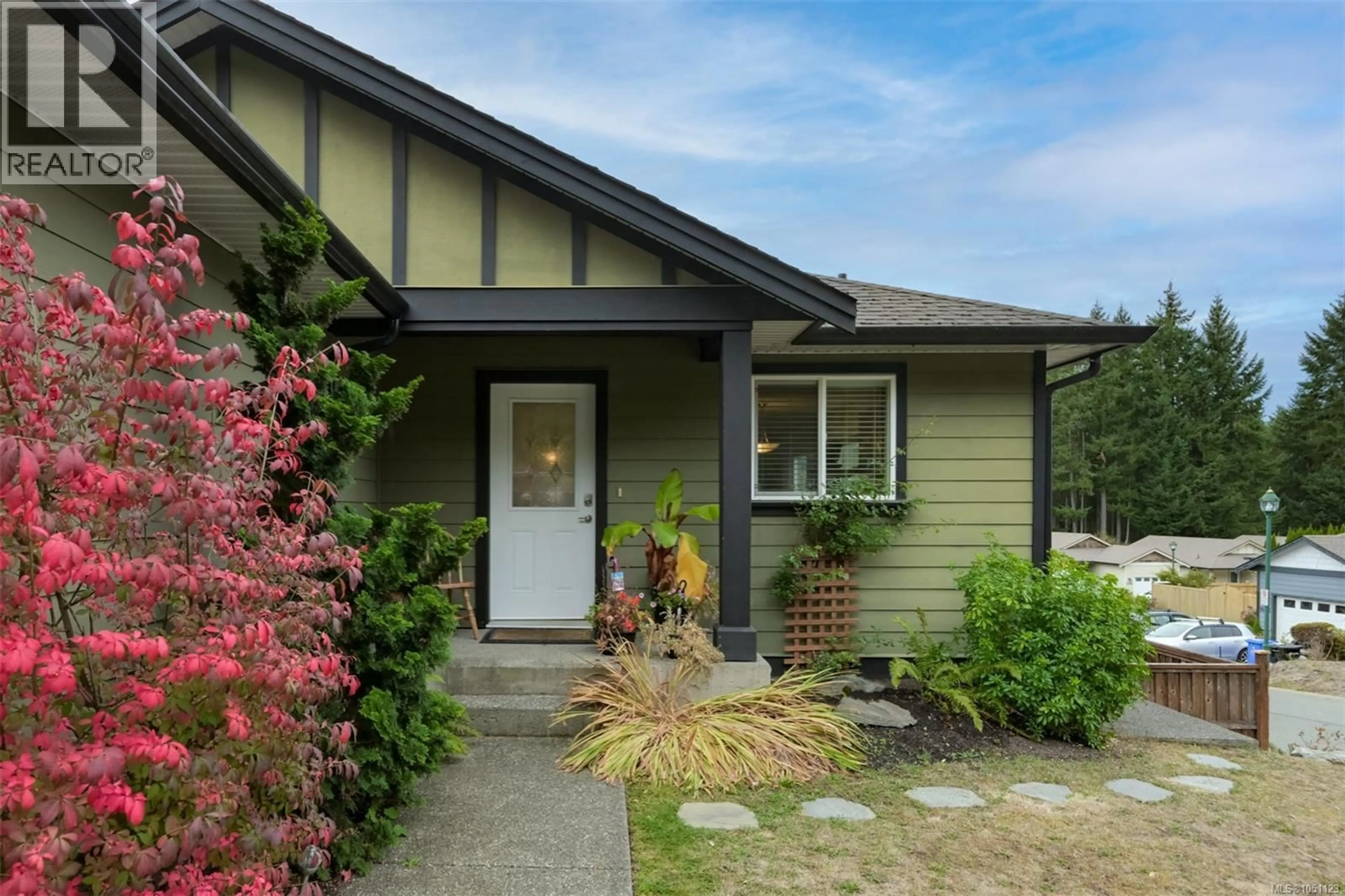 Home with vinyl exterior material, street for 1084 LISA CLOSE, Shawnigan Lake British Columbia V8H2H8