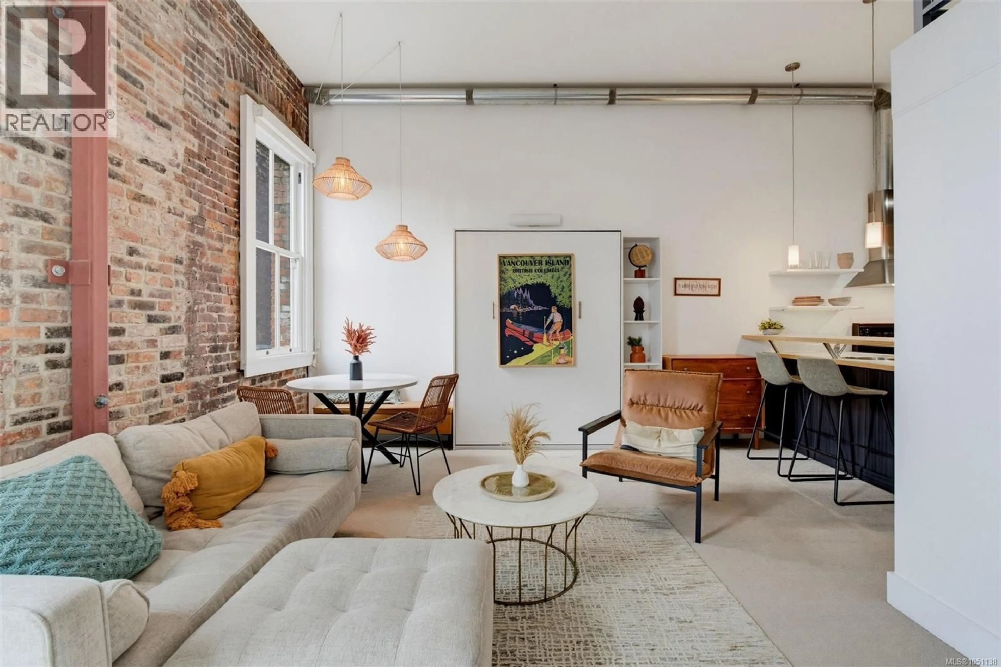 Living room with furniture, unknown for 213 - 562 YATES STREET, Victoria British Columbia V8W1K8