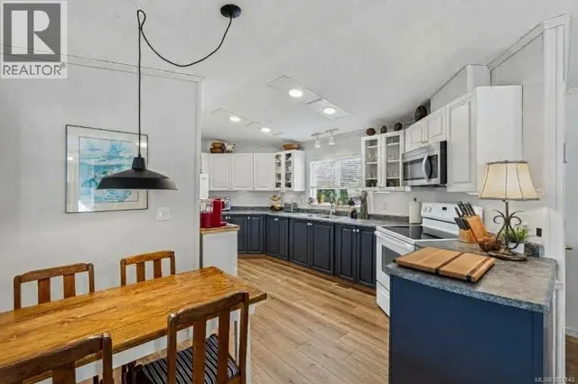 219 - 2465 APOLLO DRIVE, Nanoose Bay 3