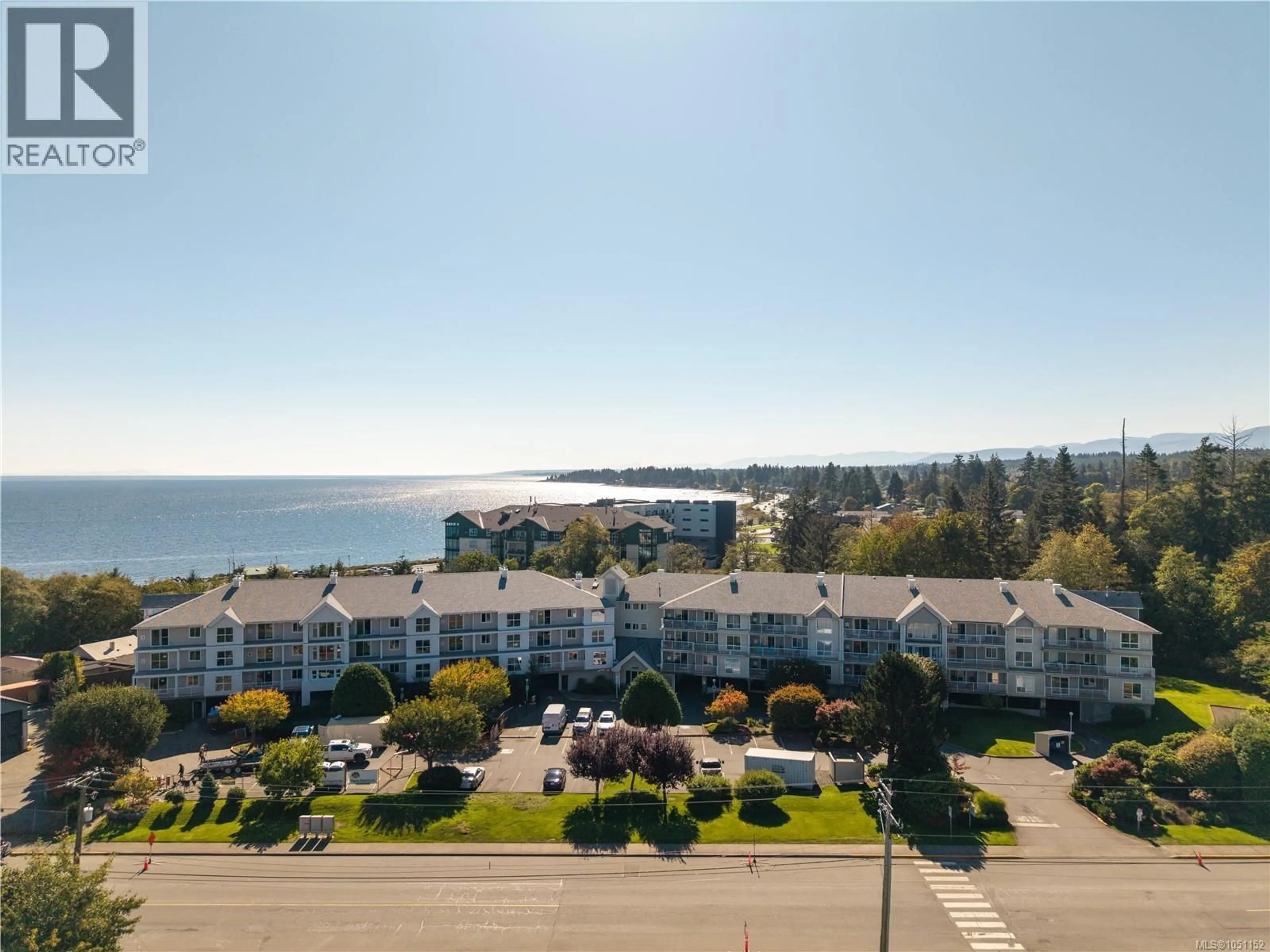 A pic from outside/outdoor area/front of a property/back of a property/a pic from drone, water/lake/river/ocean view for 105 - 155 ERICKSON ROAD, Campbell River British Columbia V9W1S6