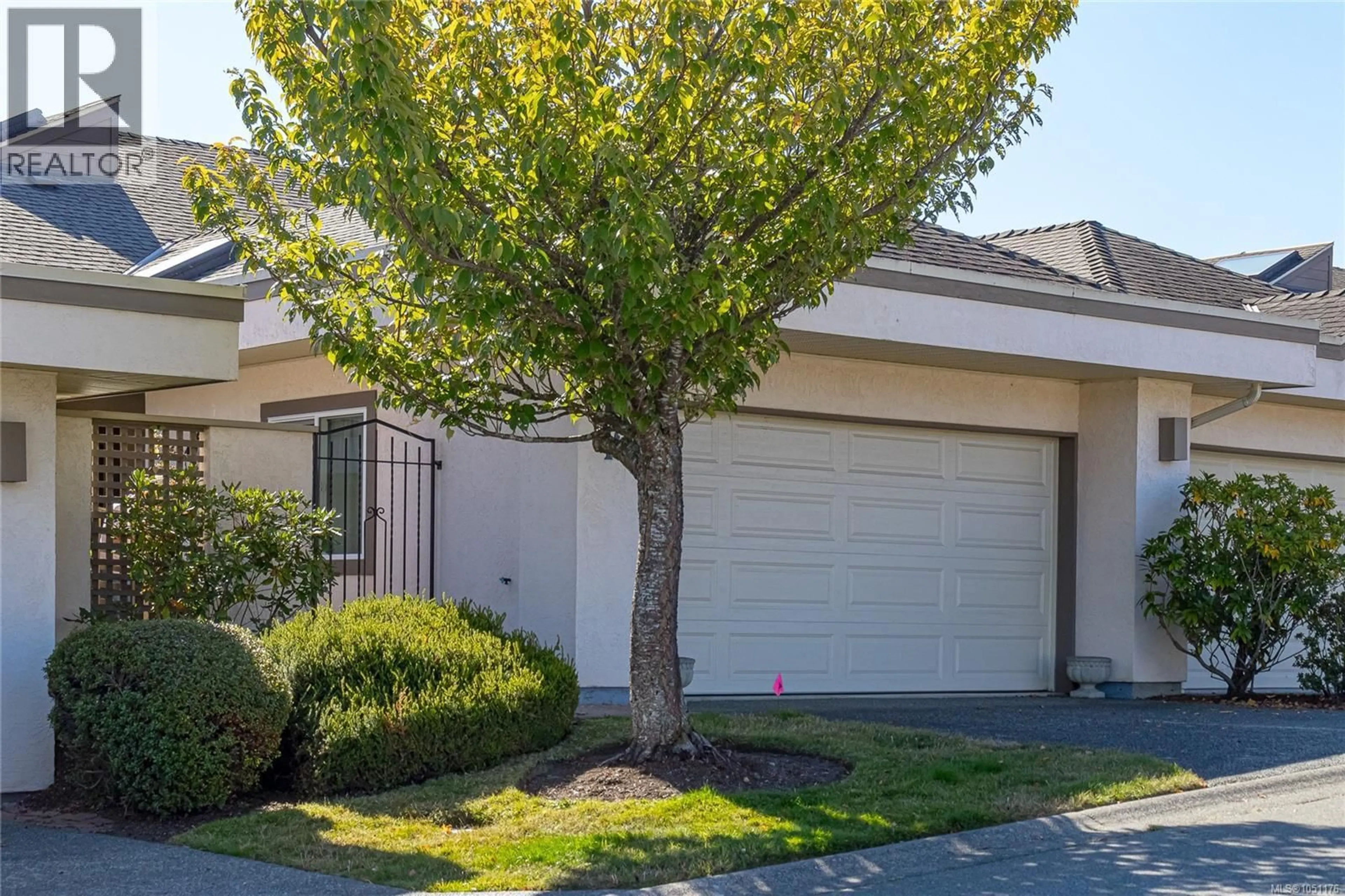 Unknown for 13 - 4318 EMILY CARR DRIVE, Saanich British Columbia V8X5E7