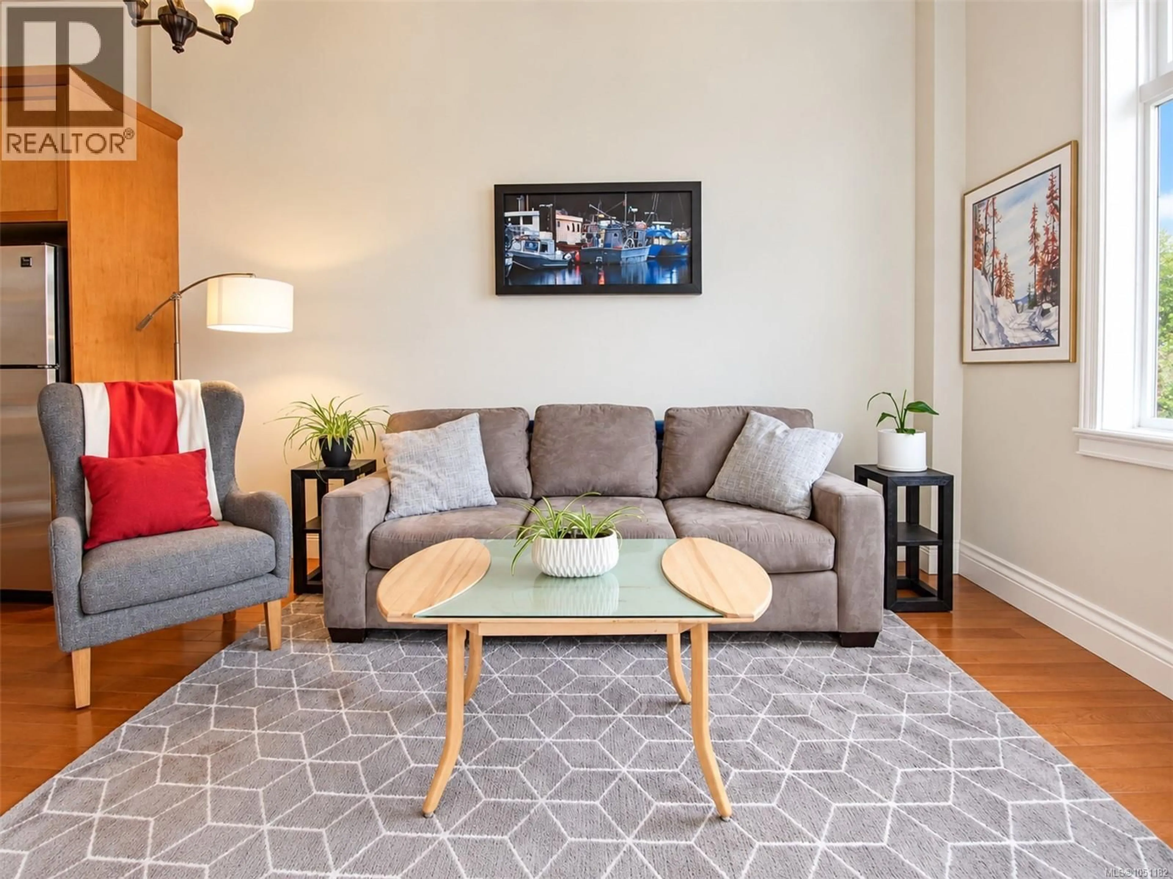 Living room with furniture, unknown for 407 - 1602 QUADRA STREET, Victoria British Columbia V8W2L4