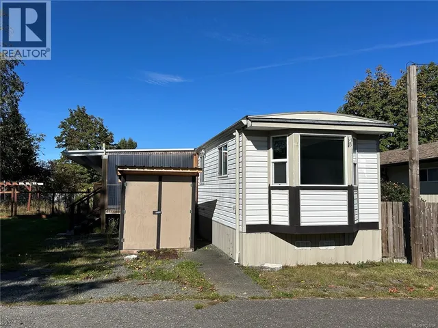 11 - 1630 CROATION ROAD, Campbell River 2