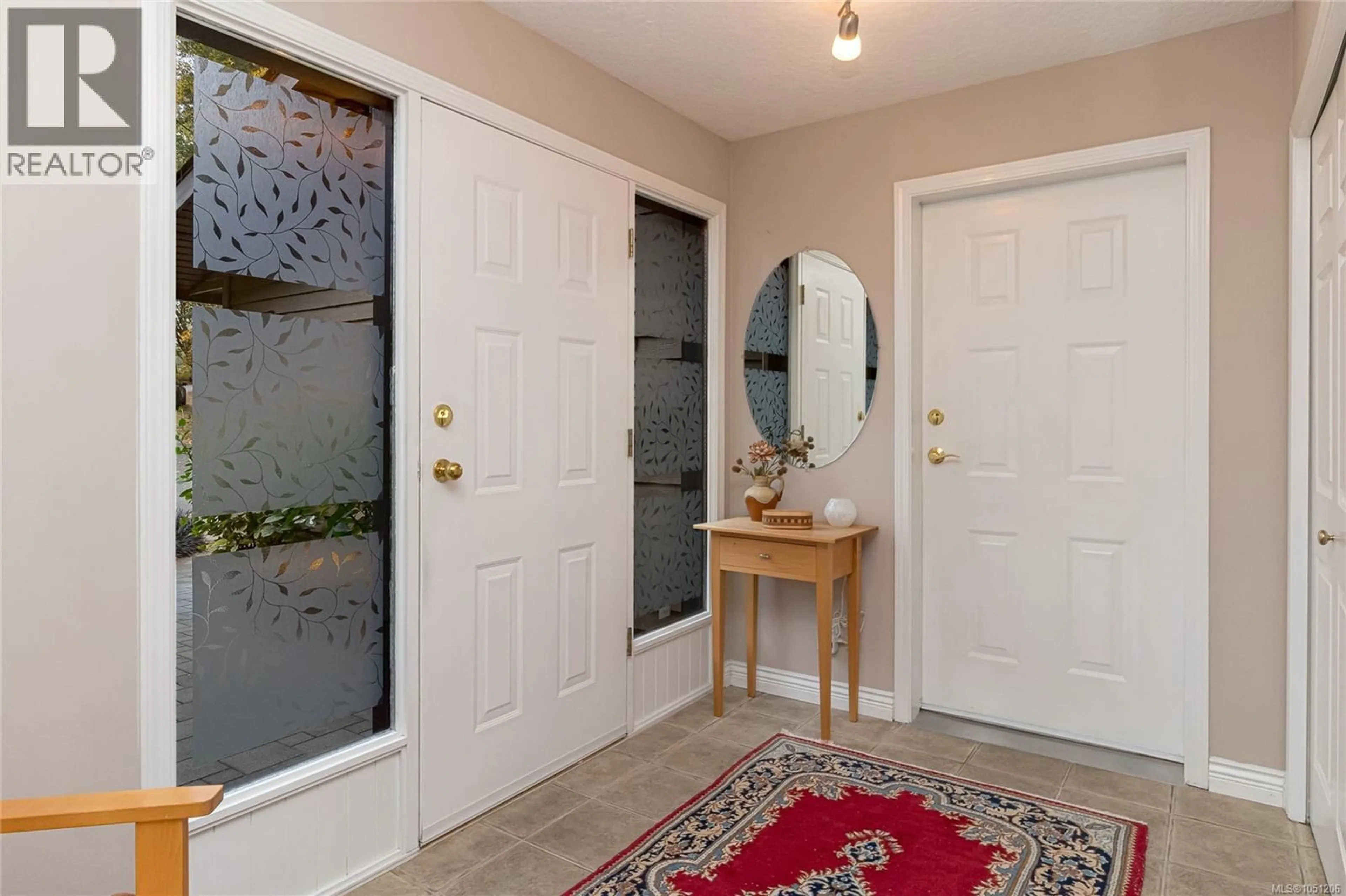 Indoor entryway for 46 - 1255 WAIN ROAD, North Saanich British Columbia V8L4R4