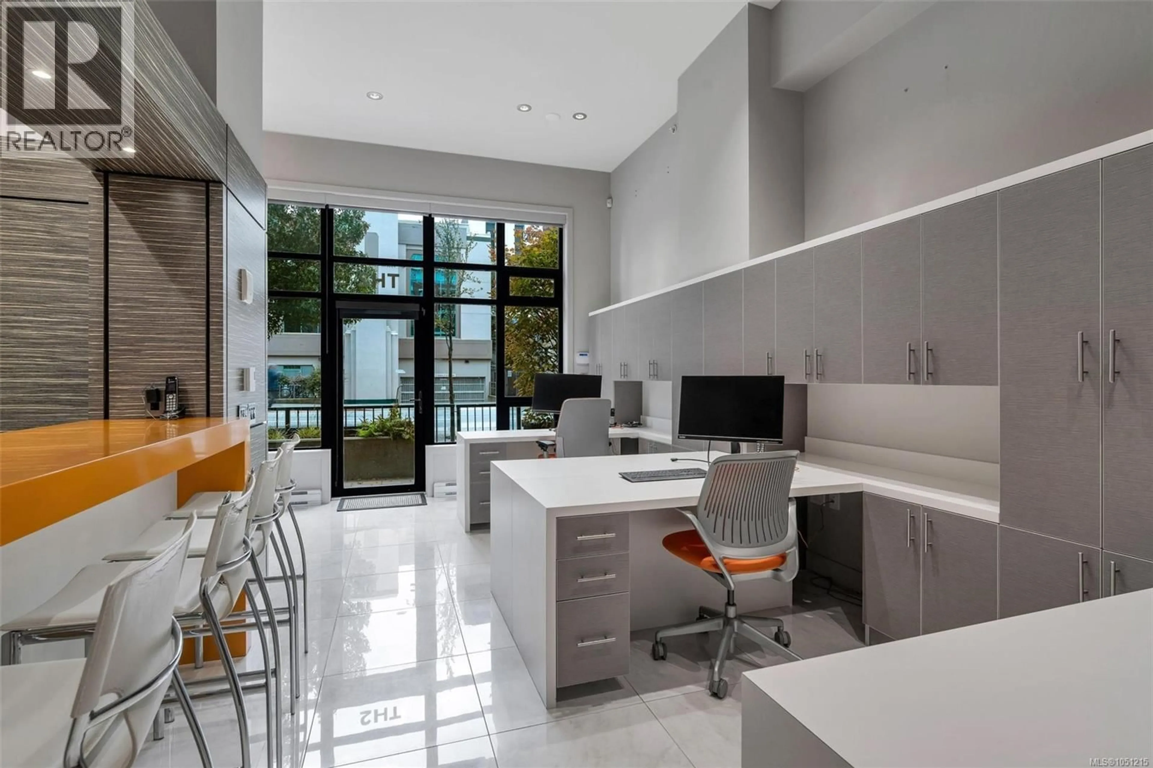 Contemporary kitchen, ceramic/tile floor for 2 - 834 JOHNSON STREET, Victoria British Columbia V8W1N3