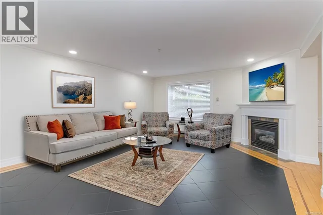 1 - 649 ADMIRALS ROAD, Esquimalt 5
