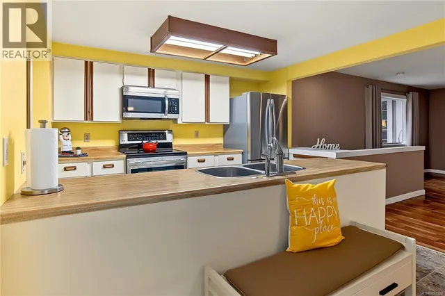 3505 HARRIS CRESCENT, Qualicum Beach 5