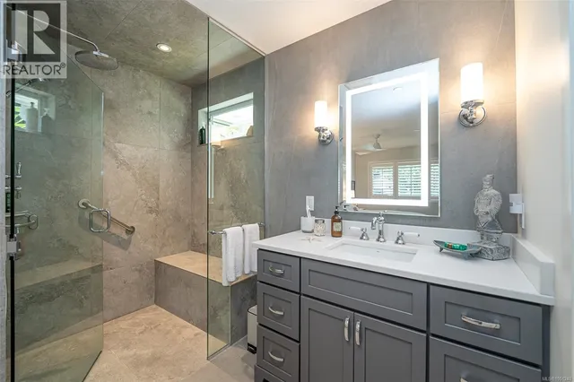 129 SUNSET DRIVE, Salt Spring 4