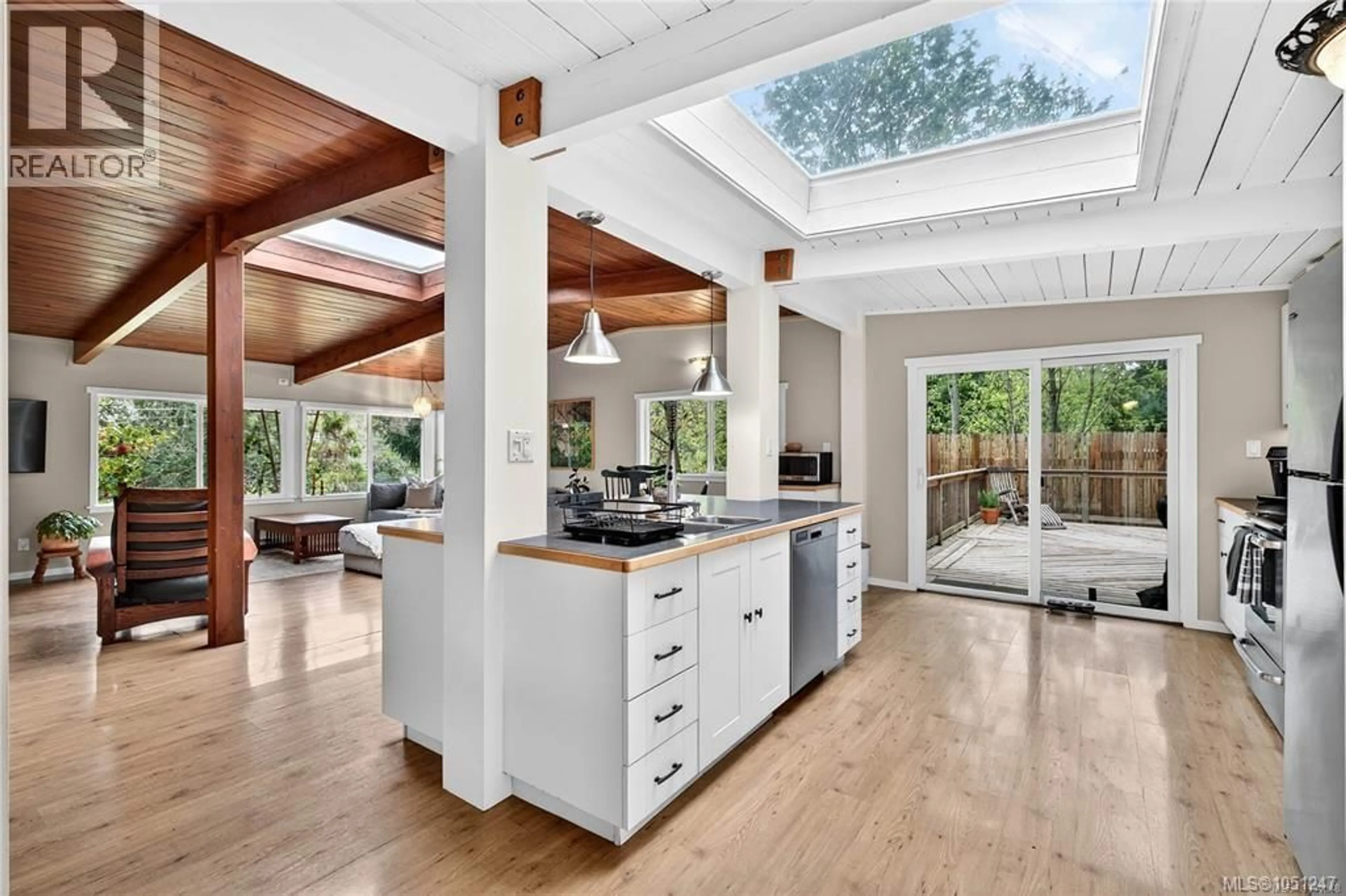 Open concept kitchen, unknown for 1465 NORTH END ROAD, Salt Spring British Columbia V8K1M5