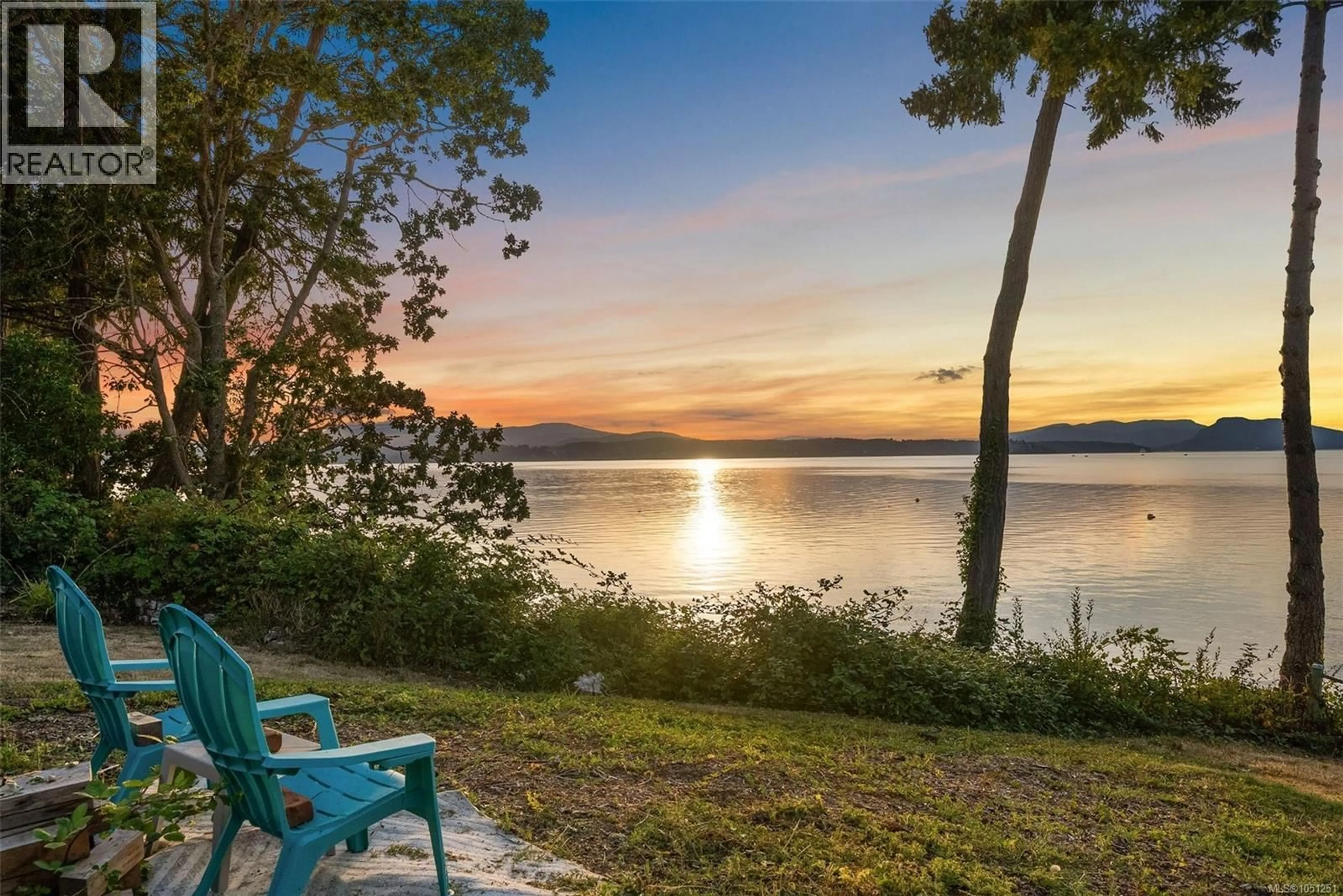Patio, water/lake/river/ocean view for 9760 GLYNNWOOD PARK ROAD, North Saanich British Columbia V8L5H4