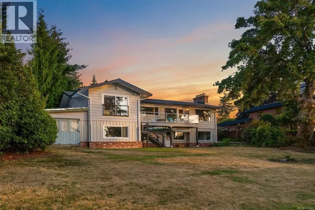 9760 GLYNNWOOD PARK ROAD, North Saanich 5