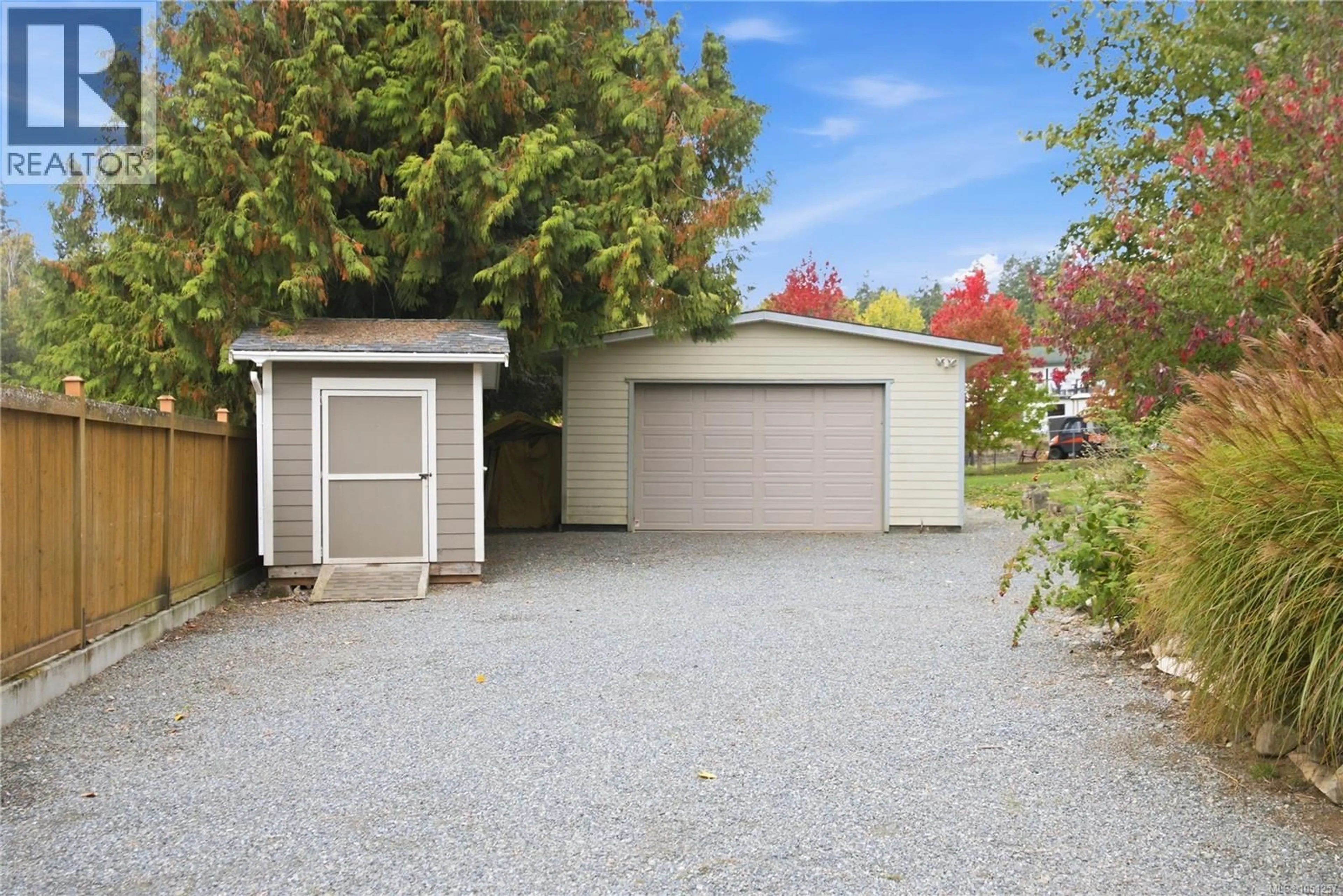 Unknown for 1951 SZASZ DRIVE, Nanaimo British Columbia V9X1B9