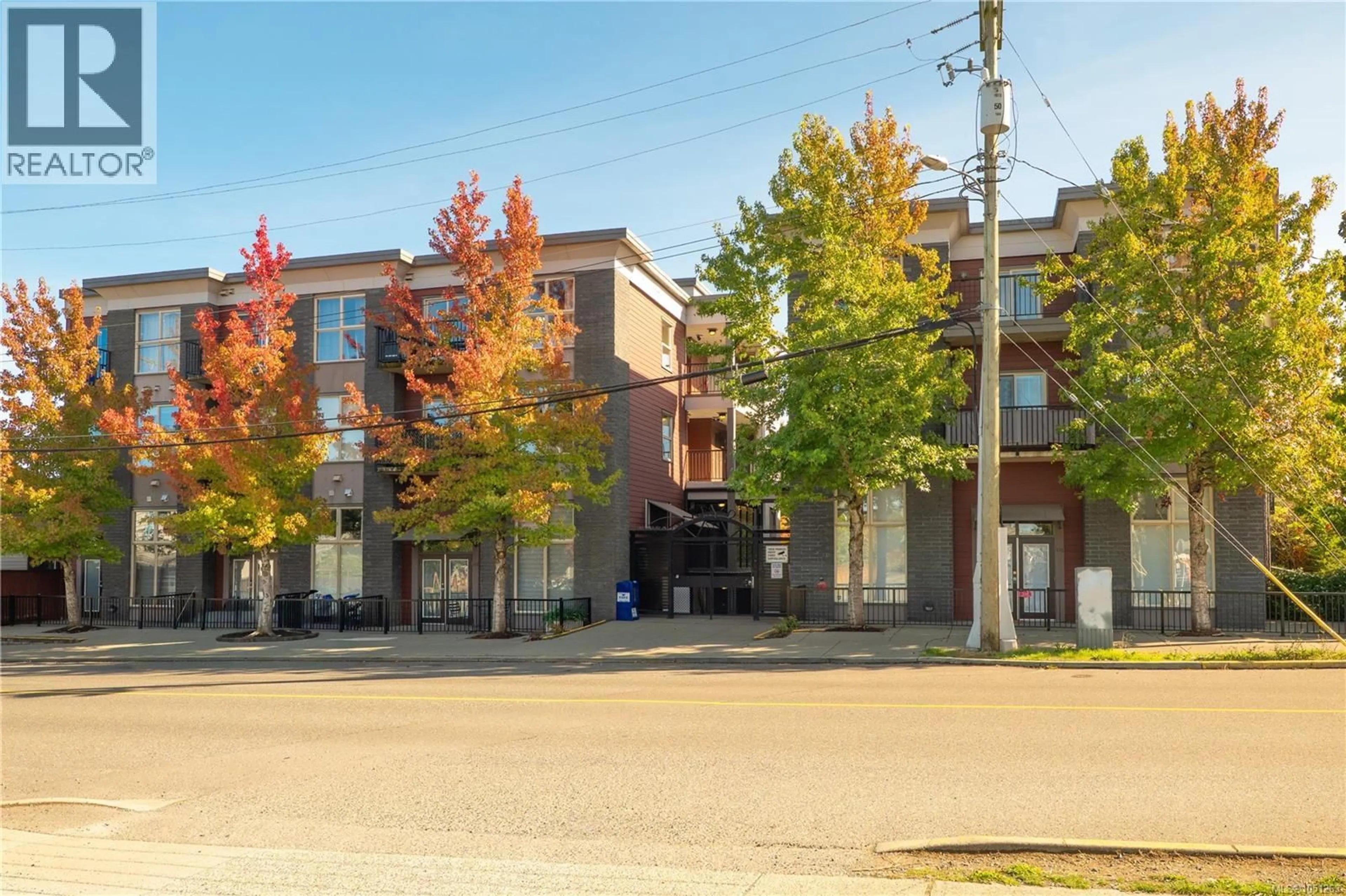 Patio, street for 115 - 555 FRANKLYN STREET, Nanaimo British Columbia V9R2X9