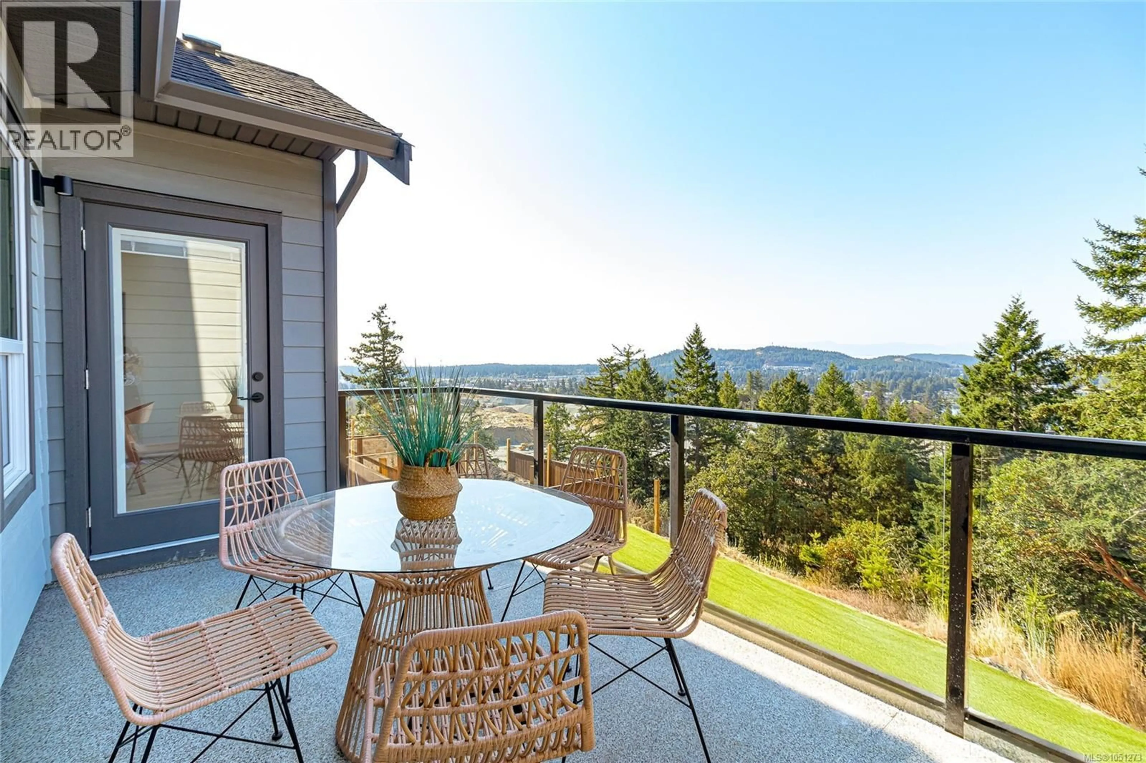 Patio, mountain view for 1416 DOLOMITE RIDGE, Langford British Columbia V9B7G1