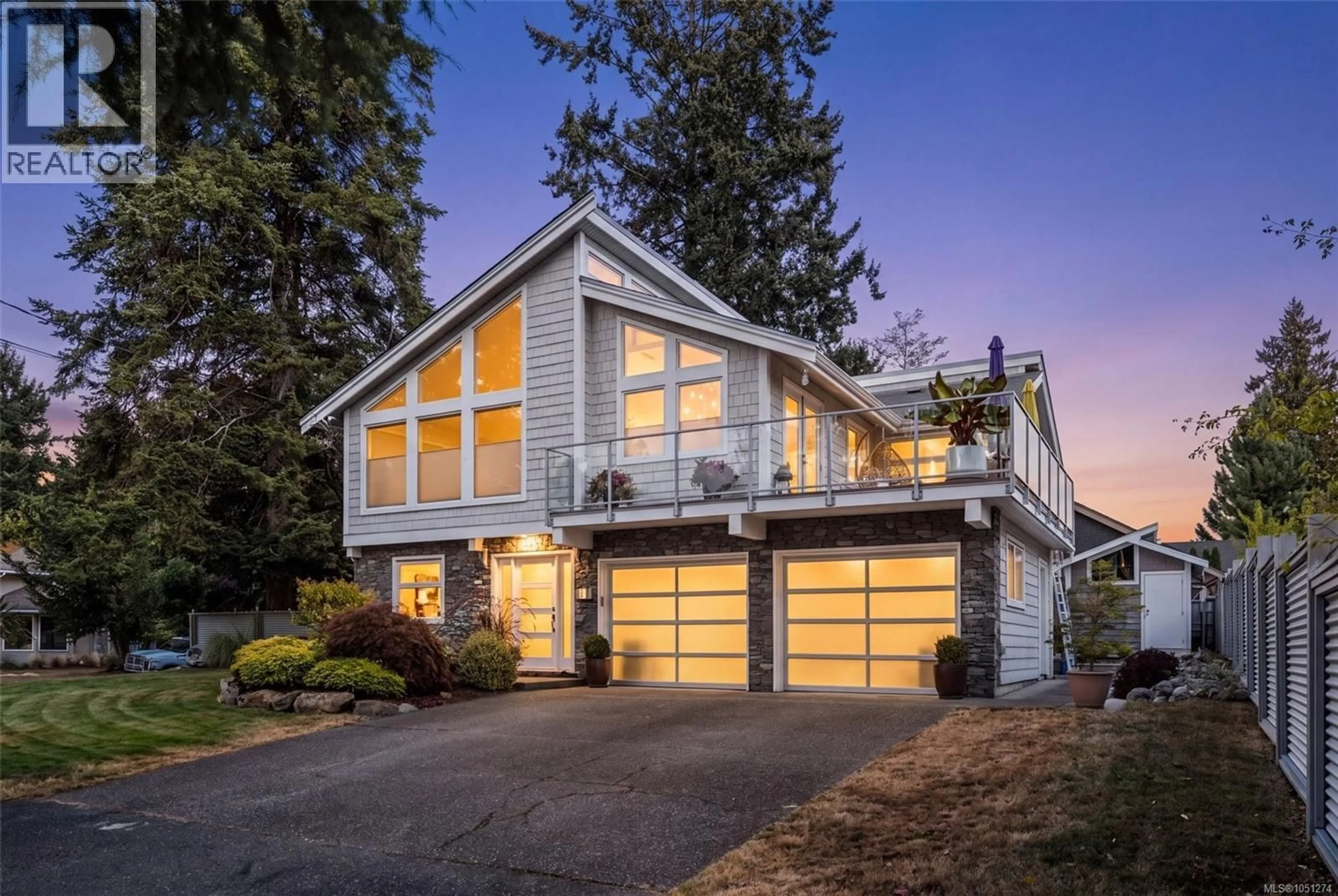 Home with vinyl exterior material, unknown for 6481 RODOLPH ROAD, Central Saanich British Columbia V8Z5W3