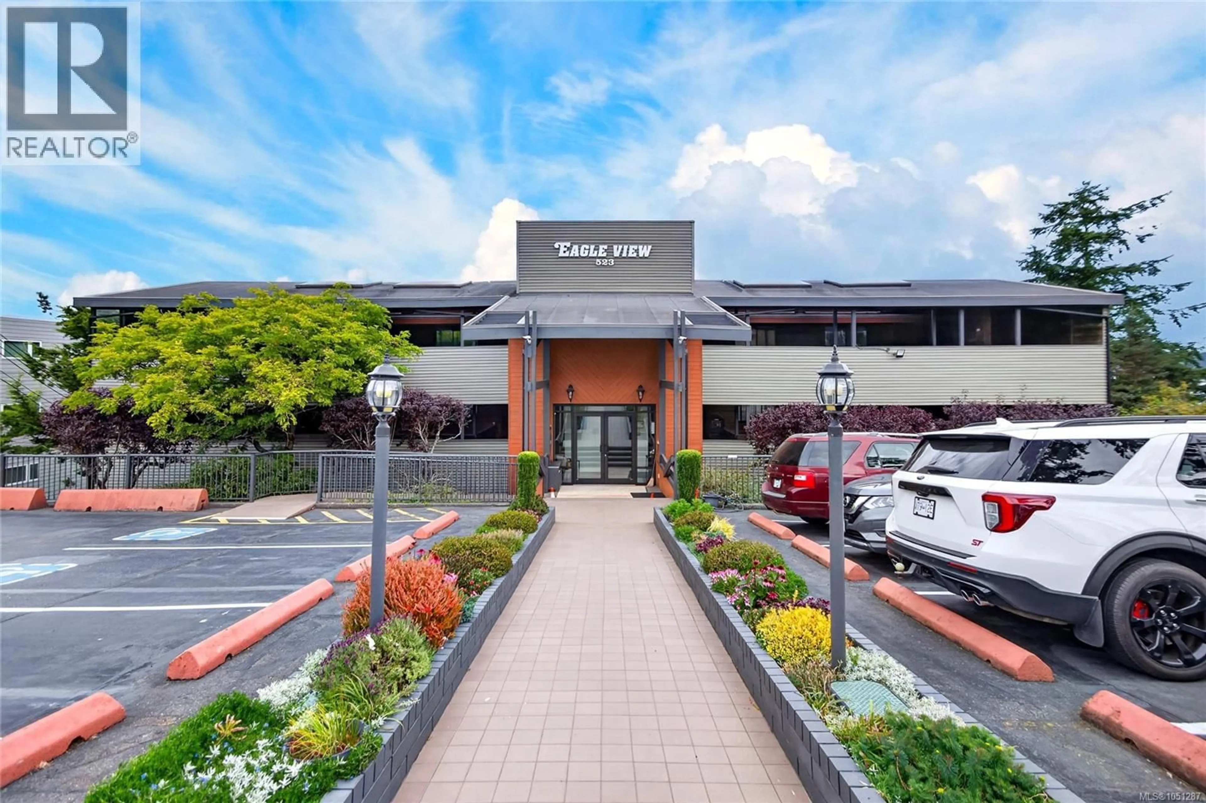 Lobby for 13 - 523 ISLAND HIGHWAY, Campbell River British Columbia V9W2B9
