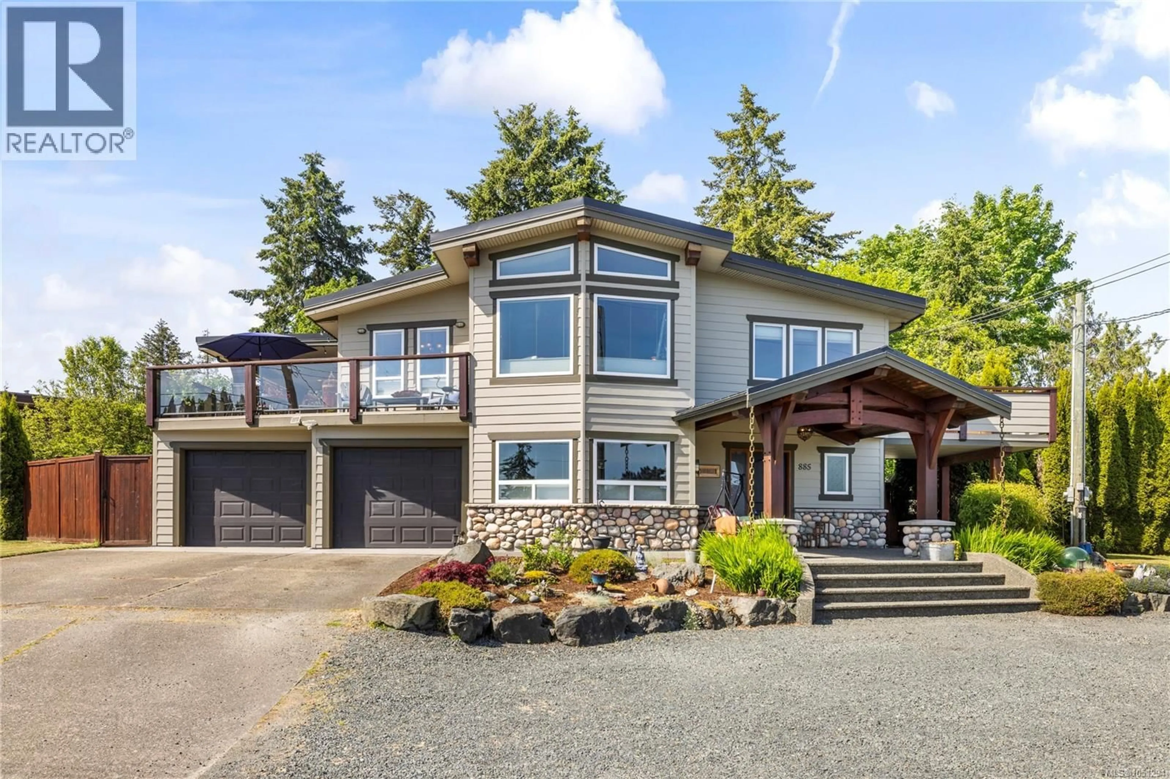 Home with vinyl exterior material, unknown for 885 GLENHALE CRESCENT, French Creek British Columbia V9P1Z7