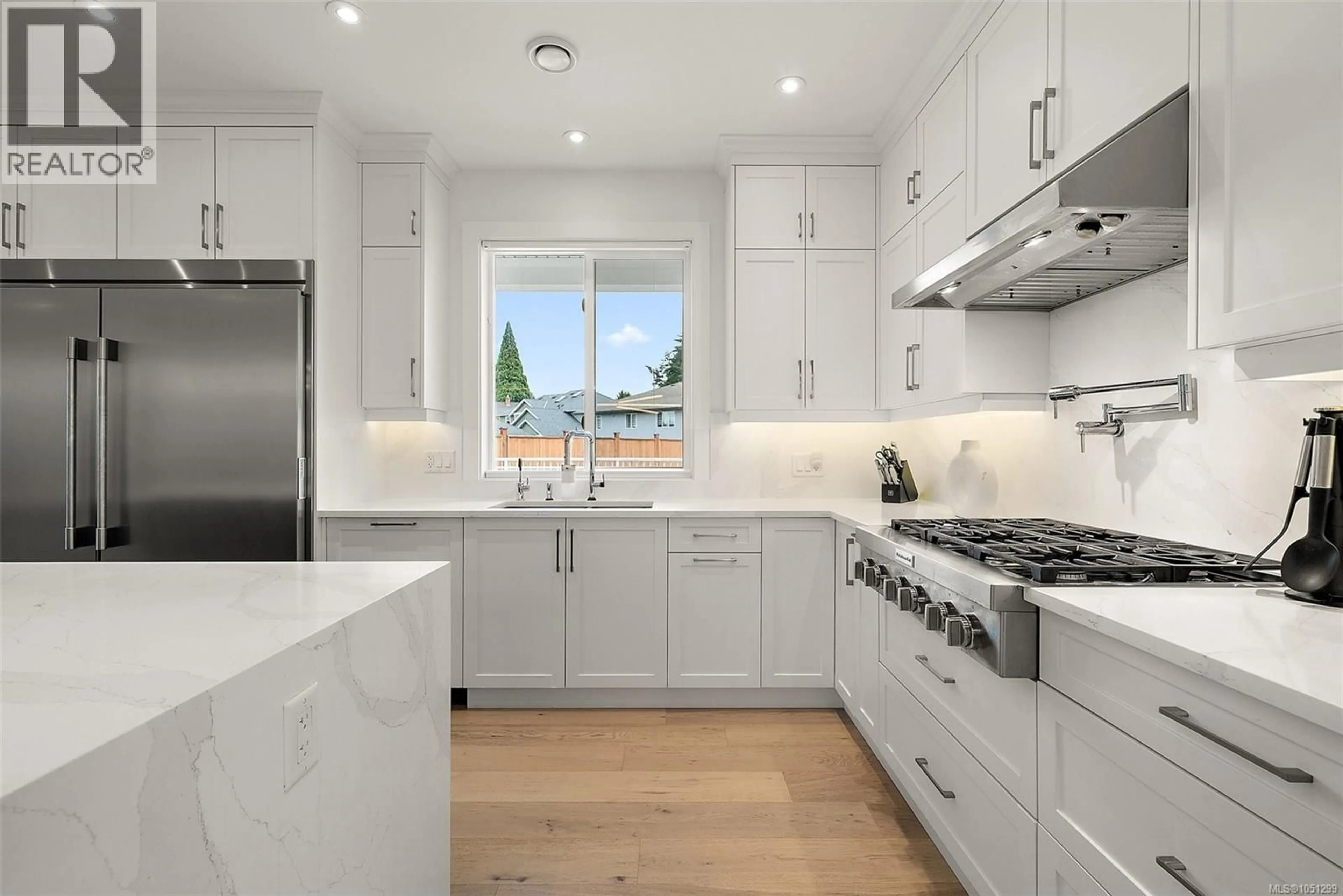Contemporary kitchen, ceramic/tile floor for 4257 PULLET PLACE, Saanich British Columbia V8X2N3