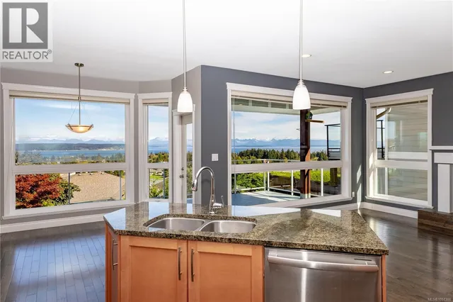 696 PACIFIC HEIGHTS LANE, Campbell River 5