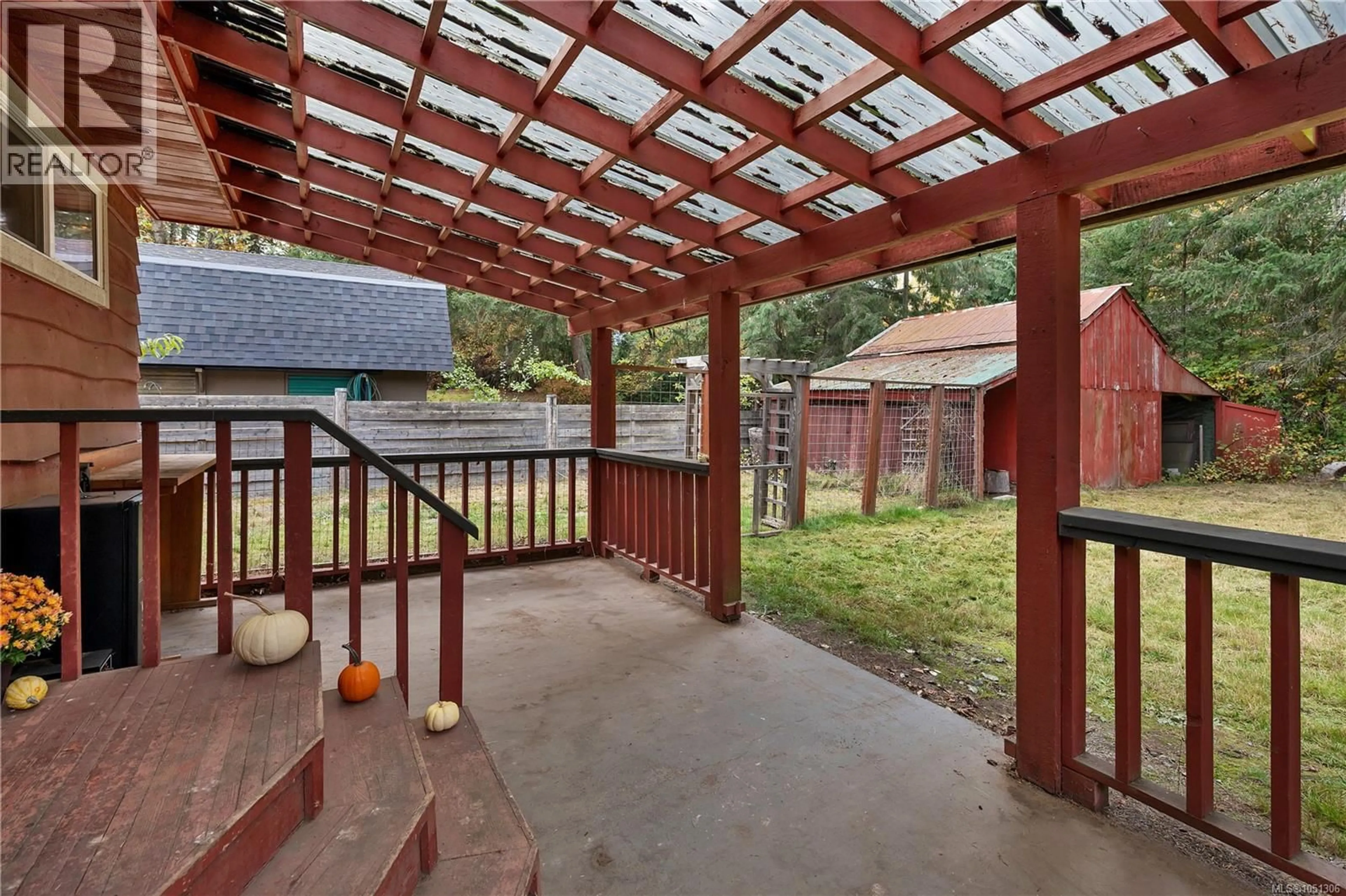 Patio, unknown for 4485 COLWIN ROAD, Campbell River British Columbia V9H1E6
