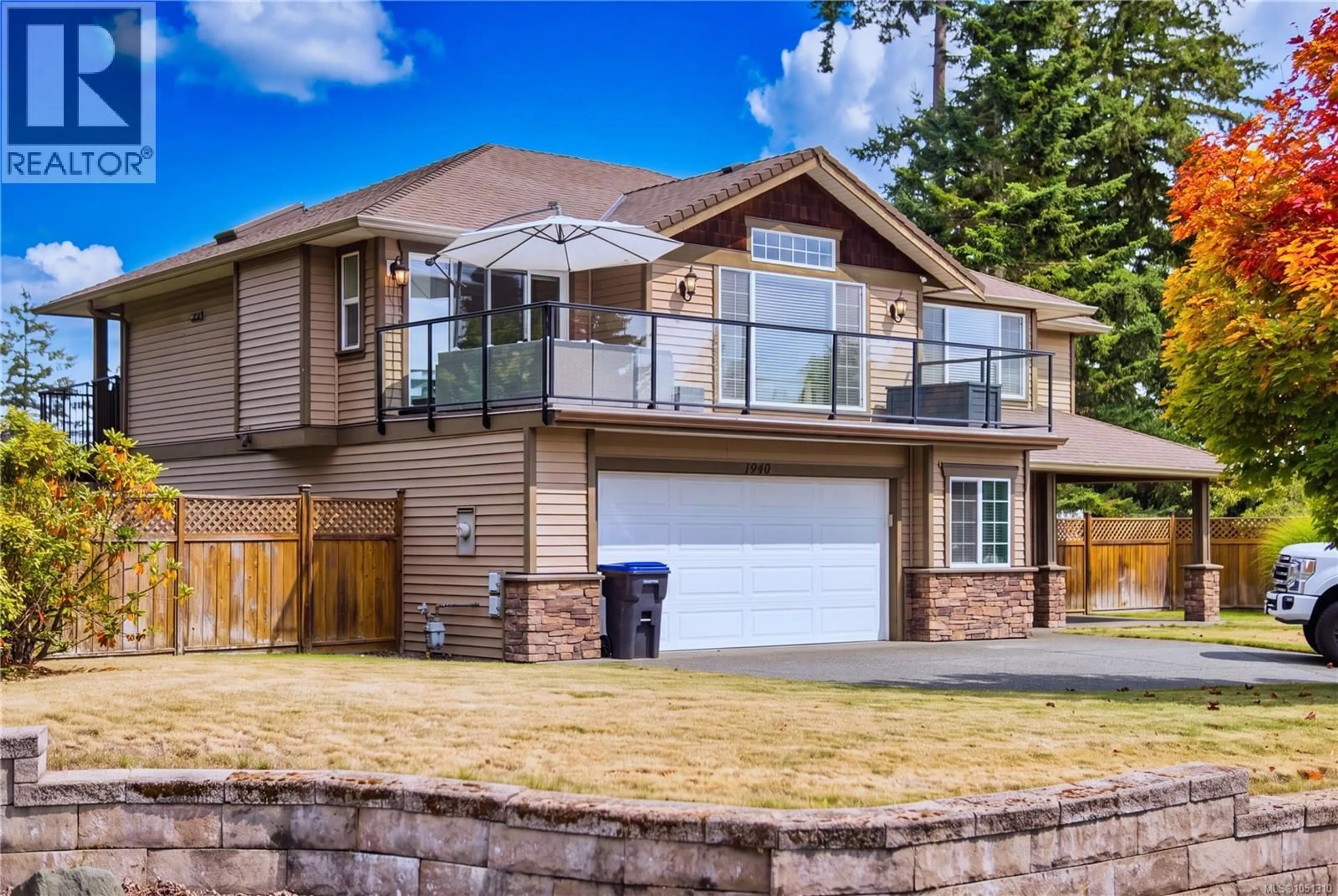 Home with vinyl exterior material, mountain view for 1940 LEGACY PLACE, Nanaimo British Columbia V9X1M2
