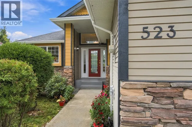 523 LOUISE ROAD, Ladysmith 3