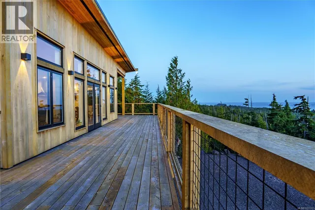 1071 UPLANDS CLOSE, Ucluelet 4