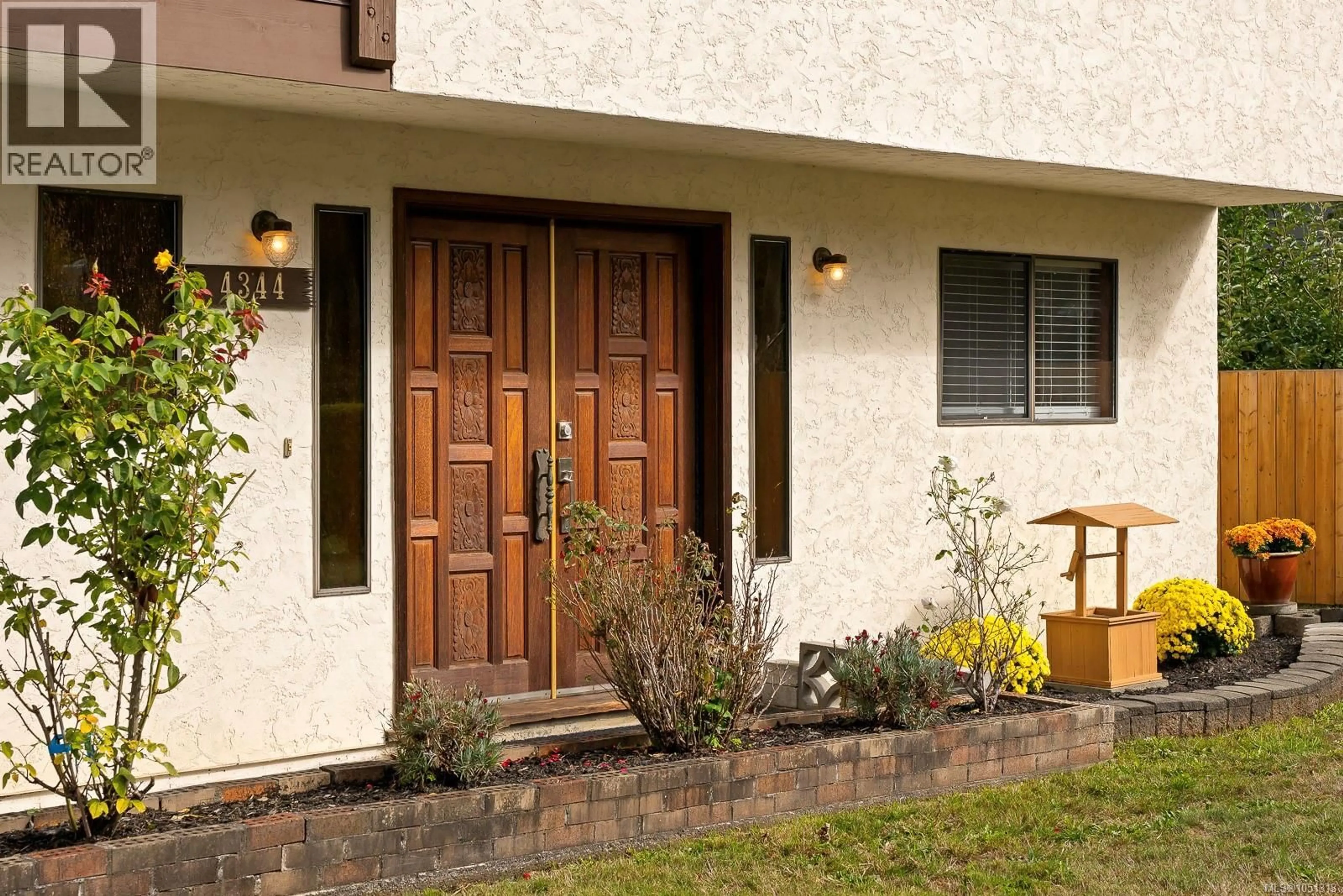 Unknown for 4344 BRIARDALE ROAD, Royston British Columbia V9N9R7